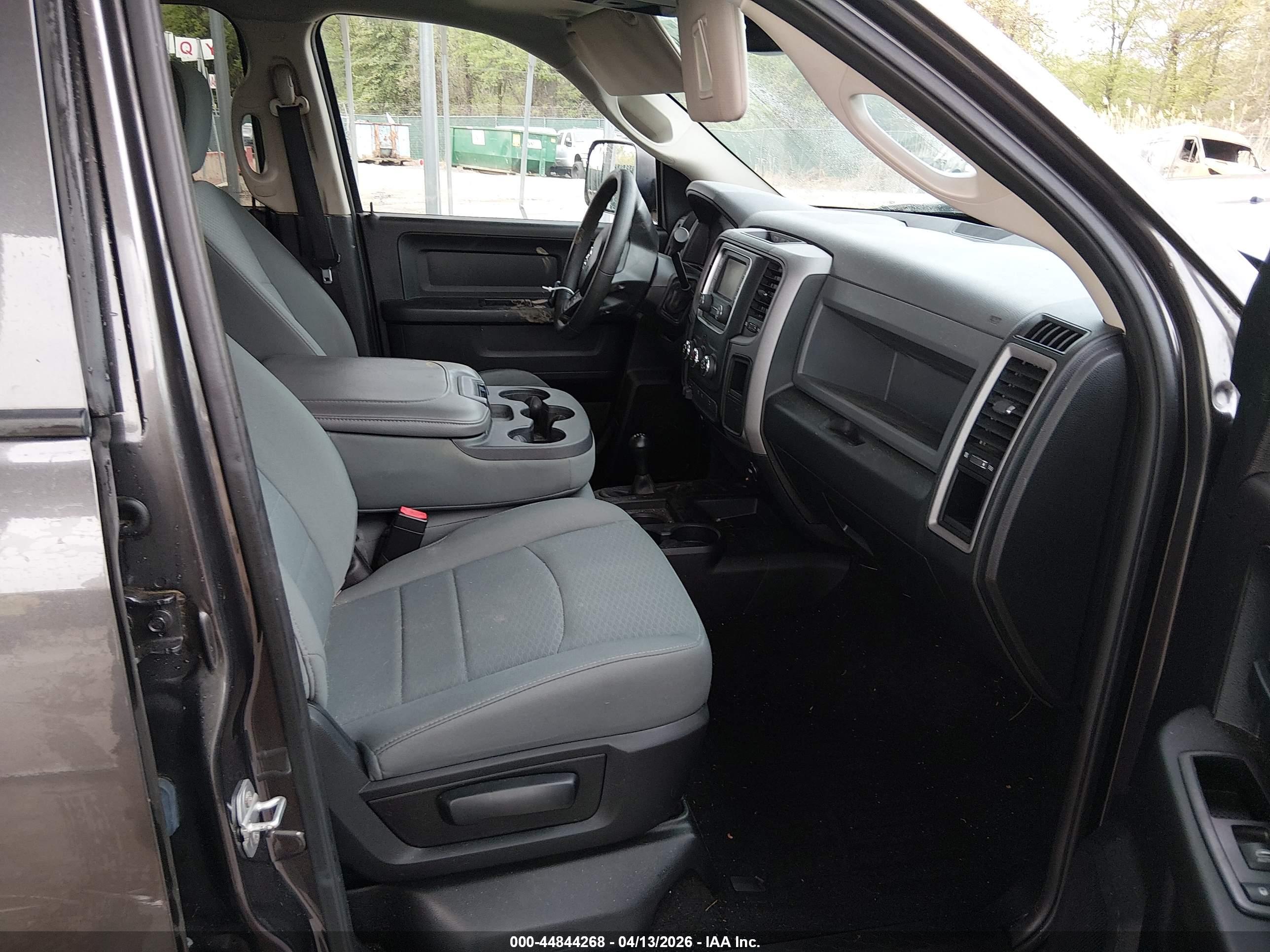 RAM 2500 image 5
