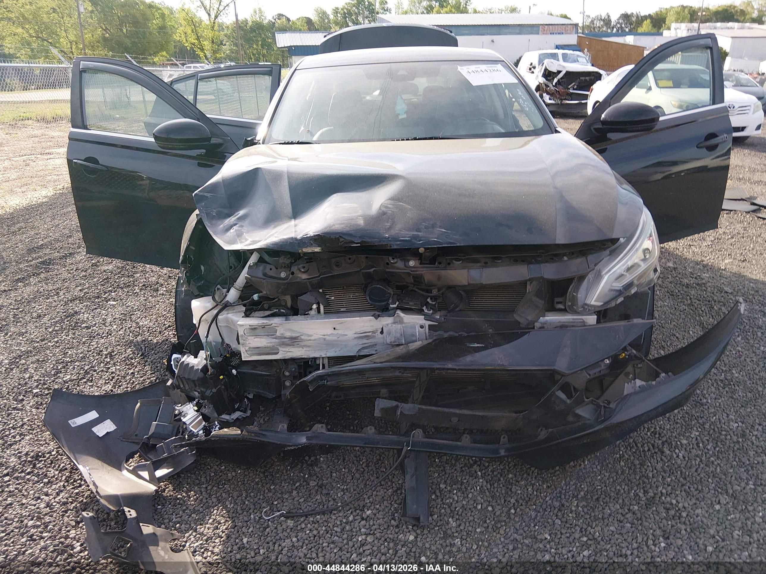 NISSAN ALTIMA image 6