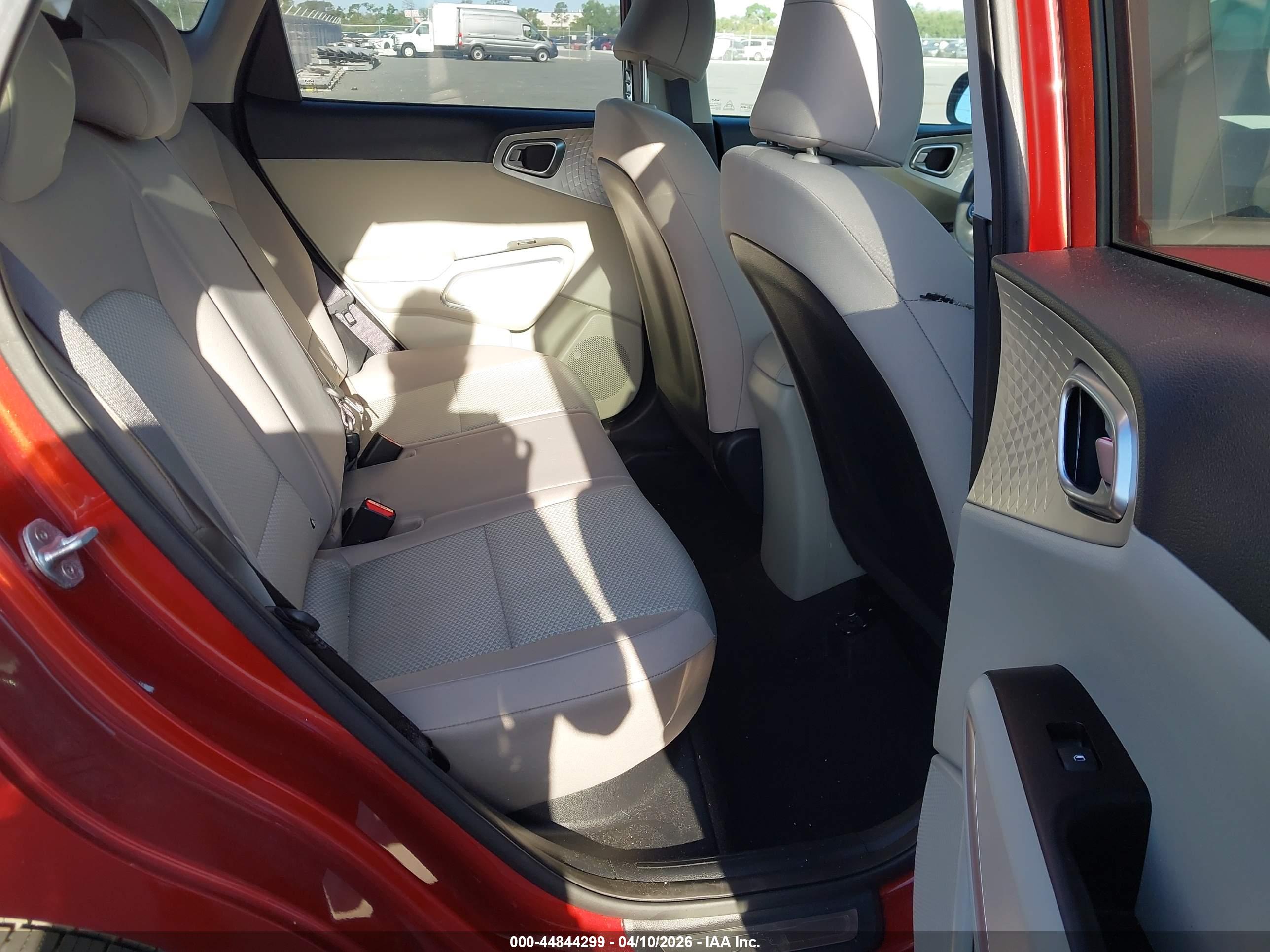 KIA SOUL image 8