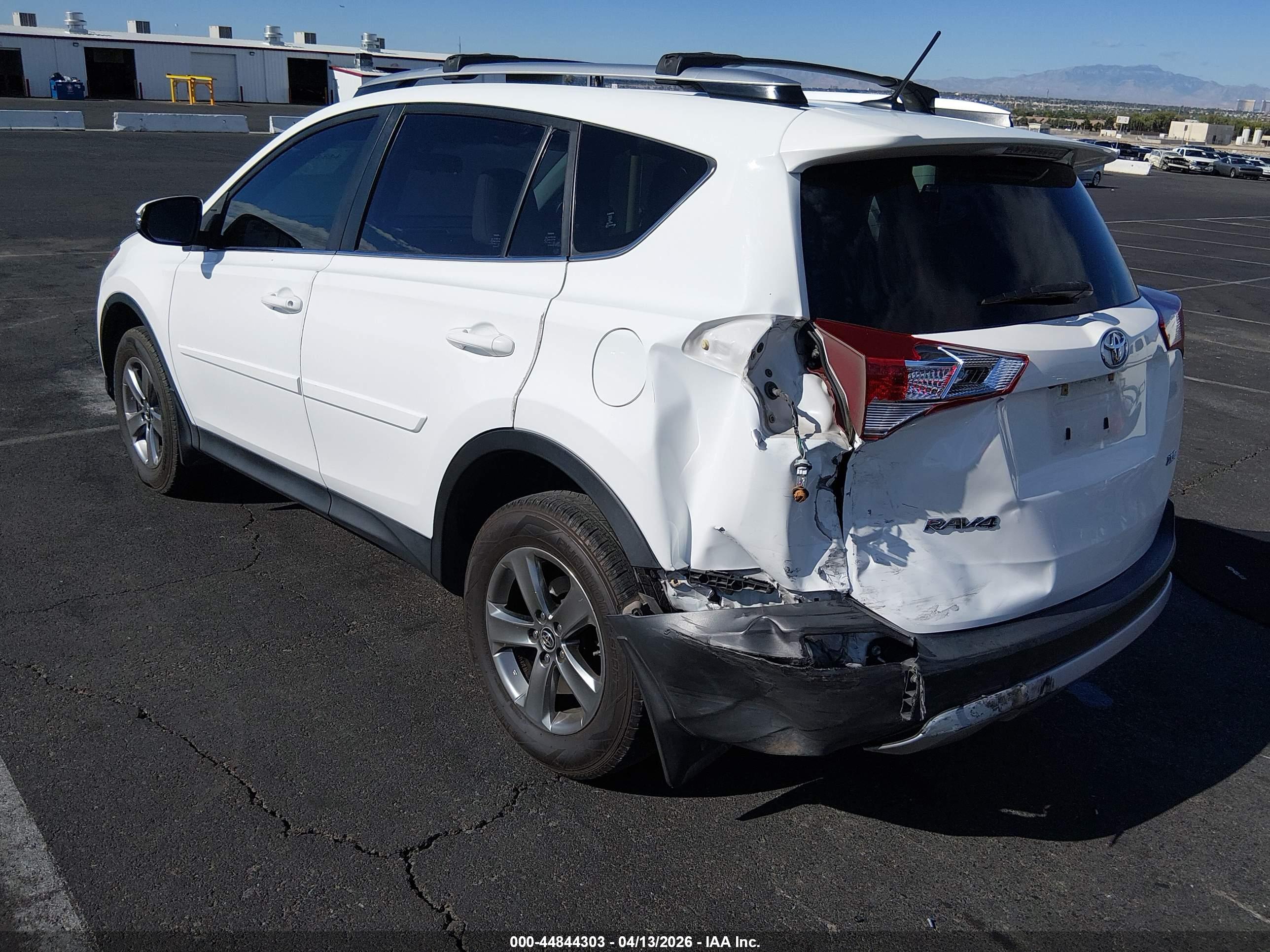 TOYOTA RAV4 image 3