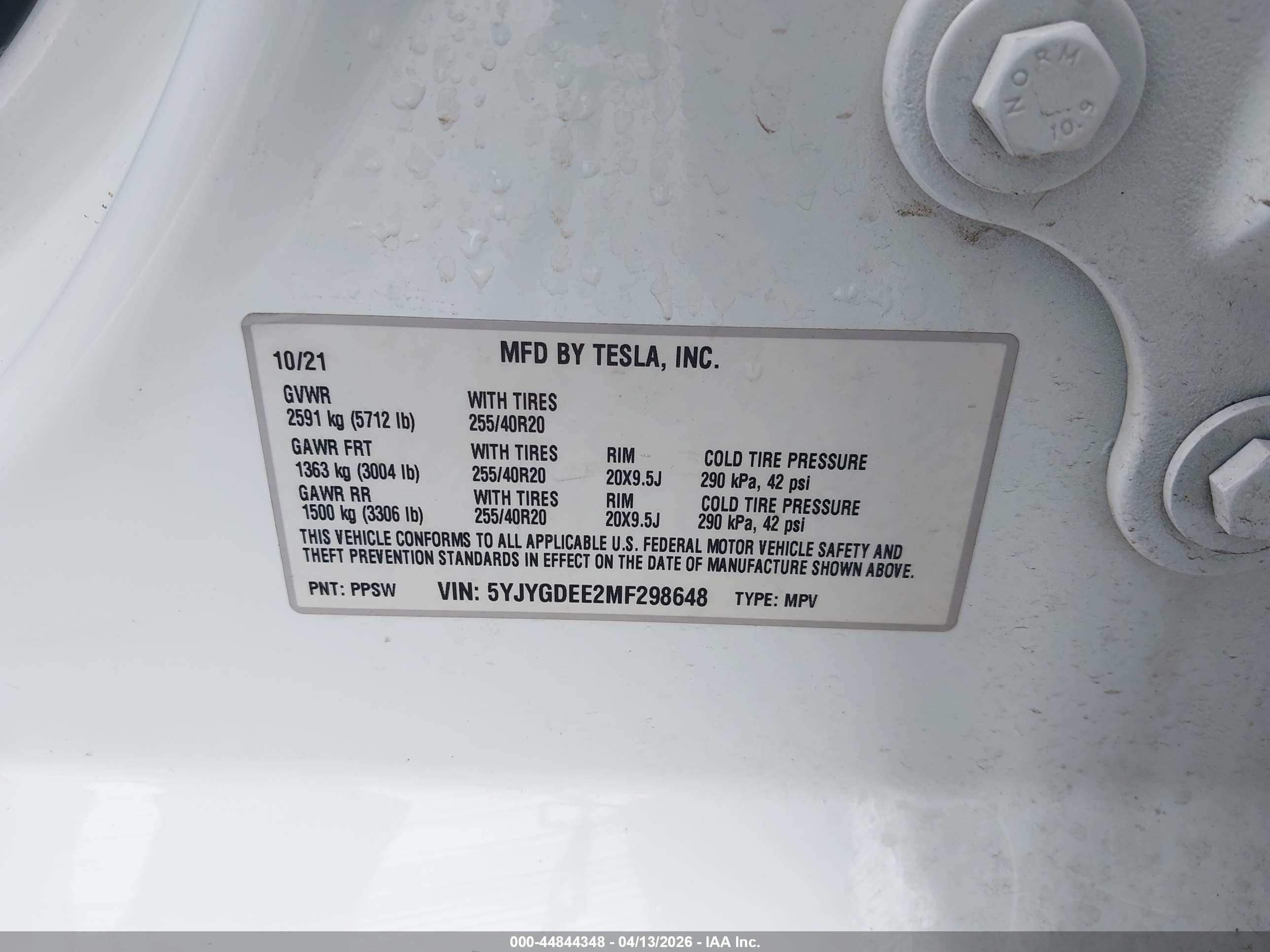 TESLA MODEL image 9