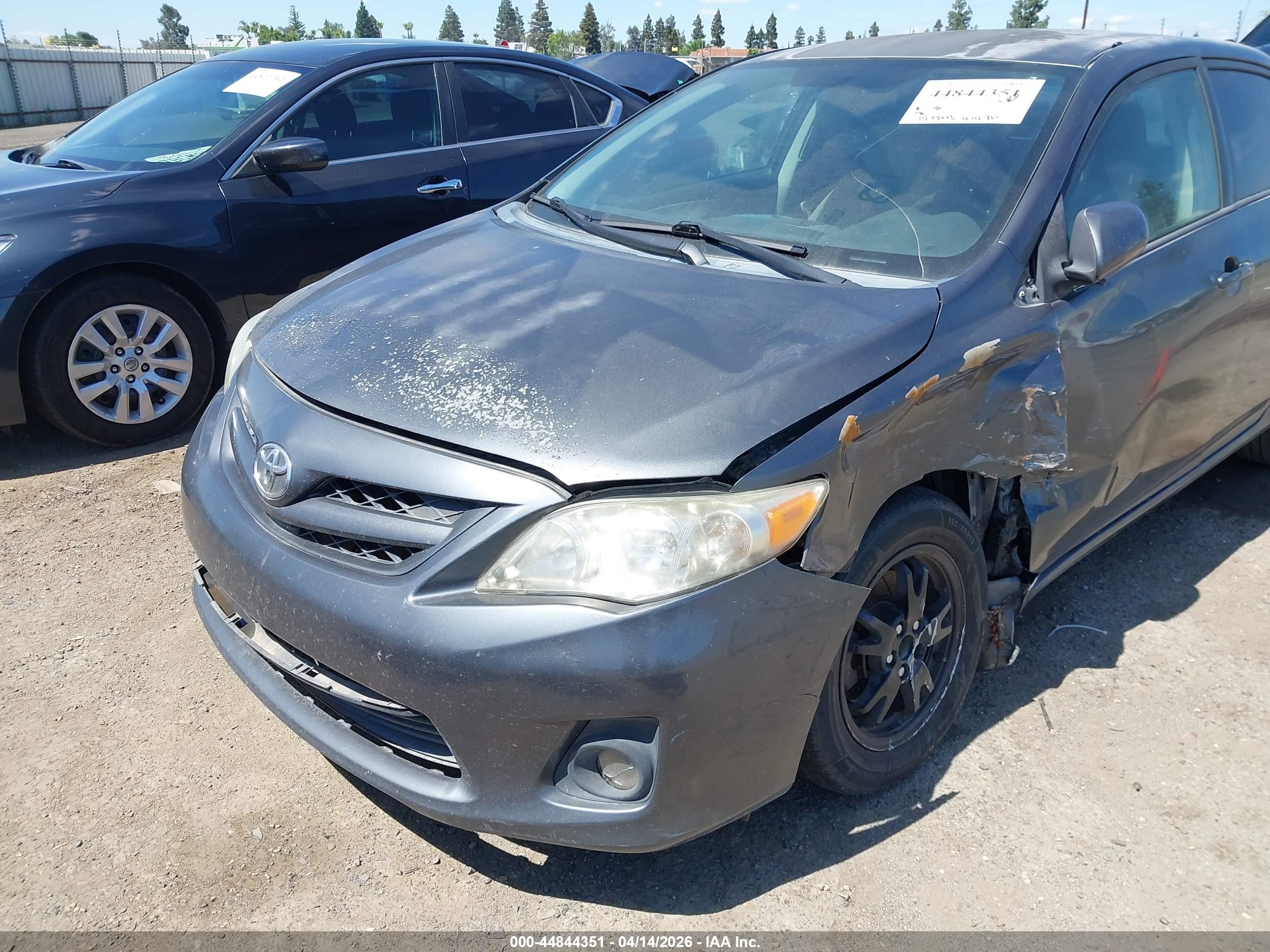 TOYOTA COROLLA image 6