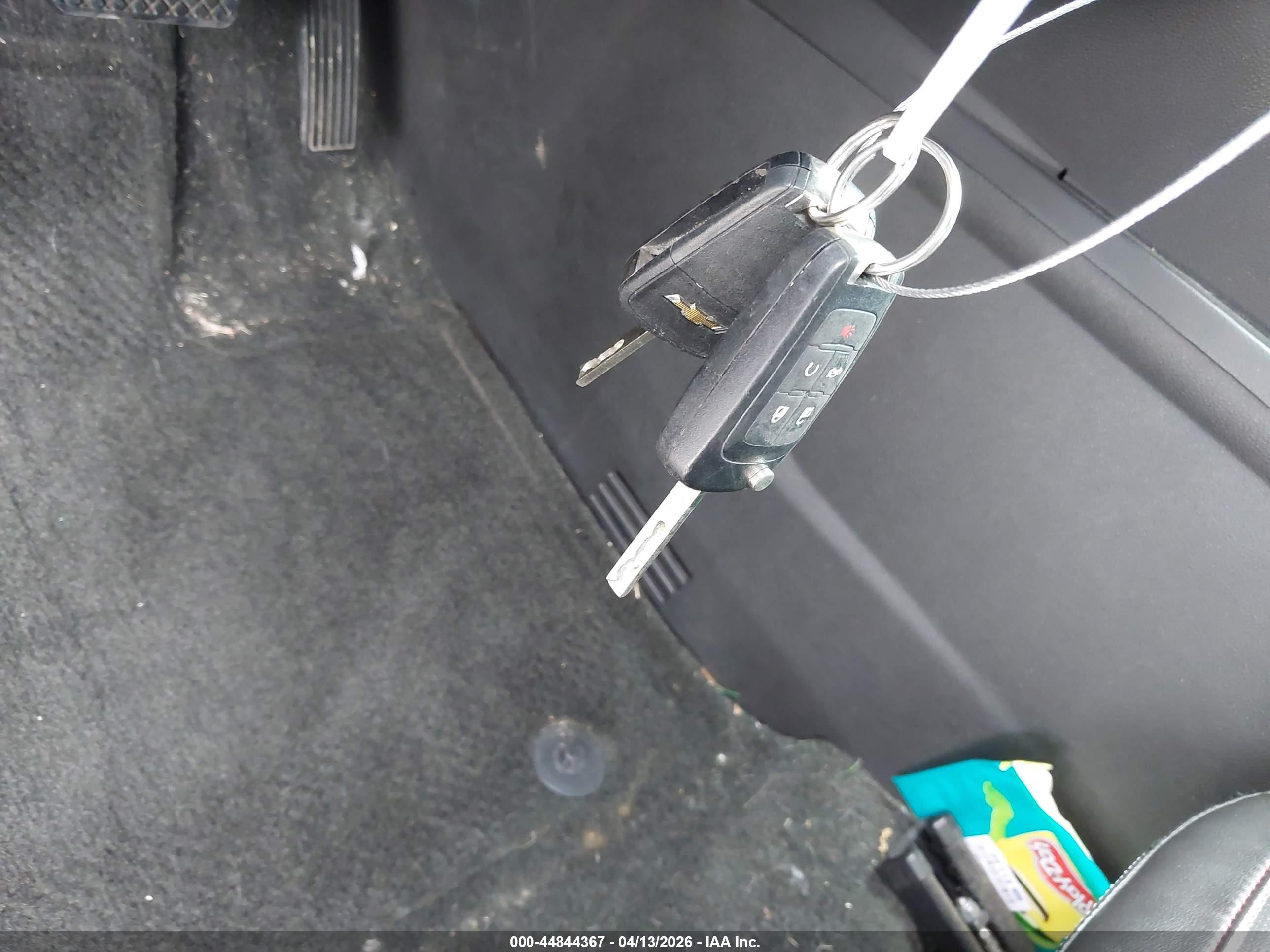 CHEVROLET EQUINOX image 11
