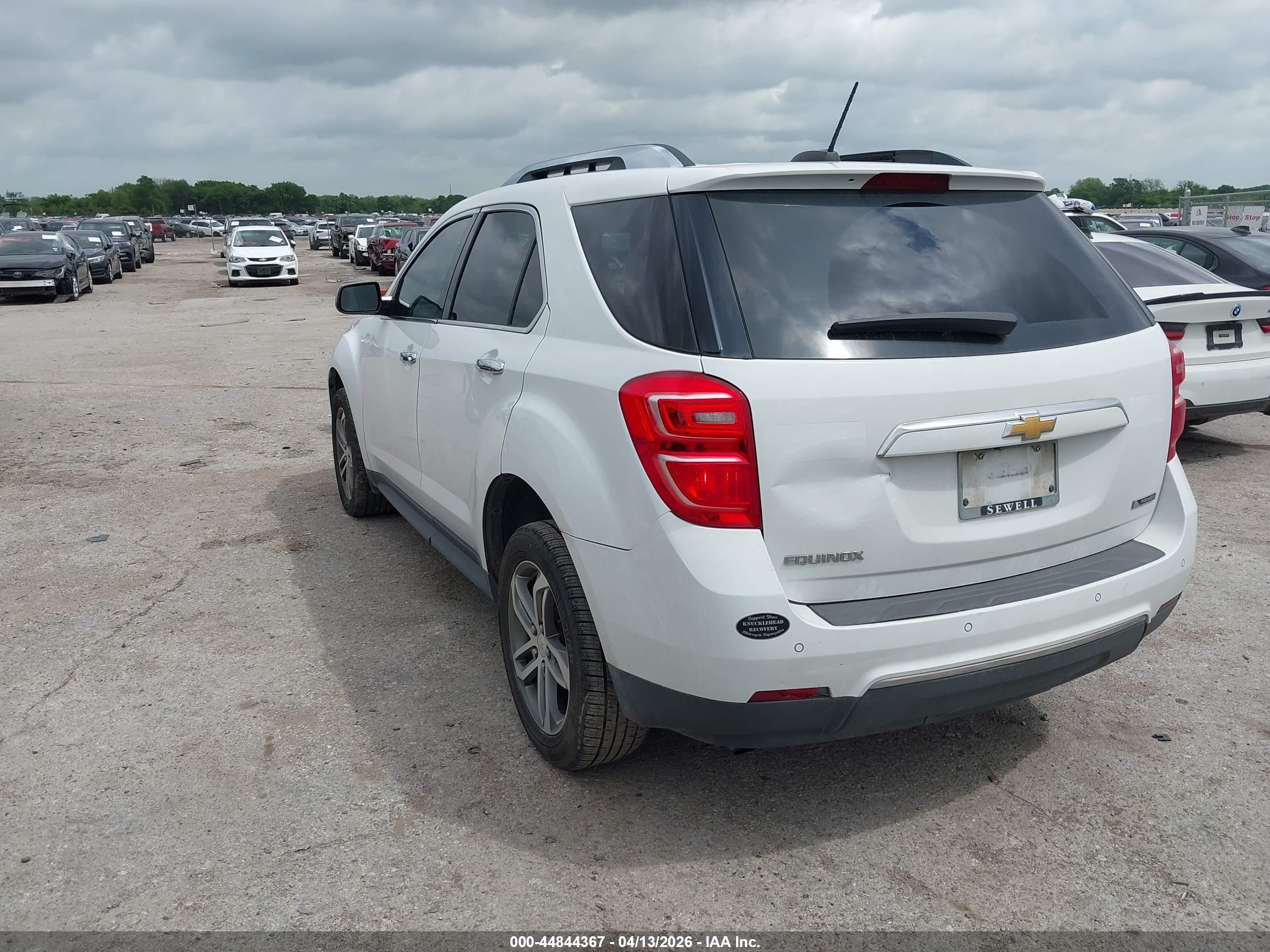 CHEVROLET EQUINOX image 3