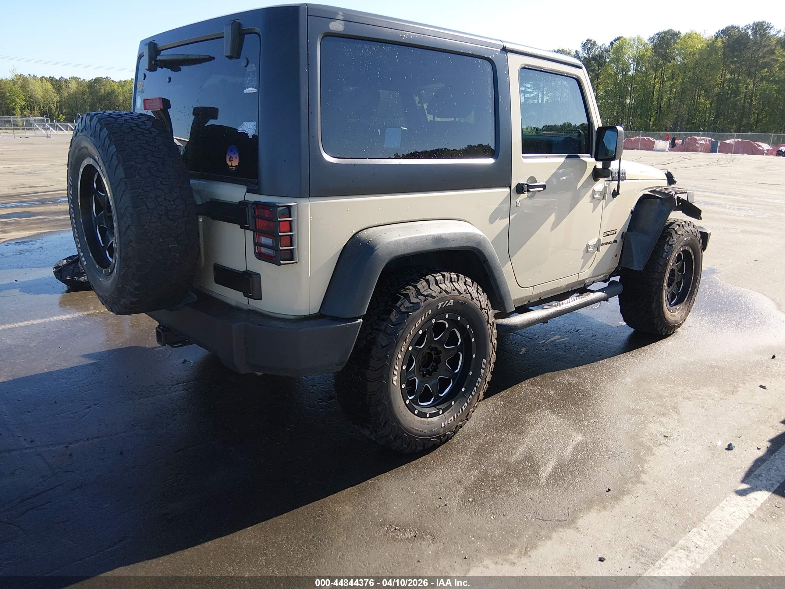 JEEP WRANGLER image 4