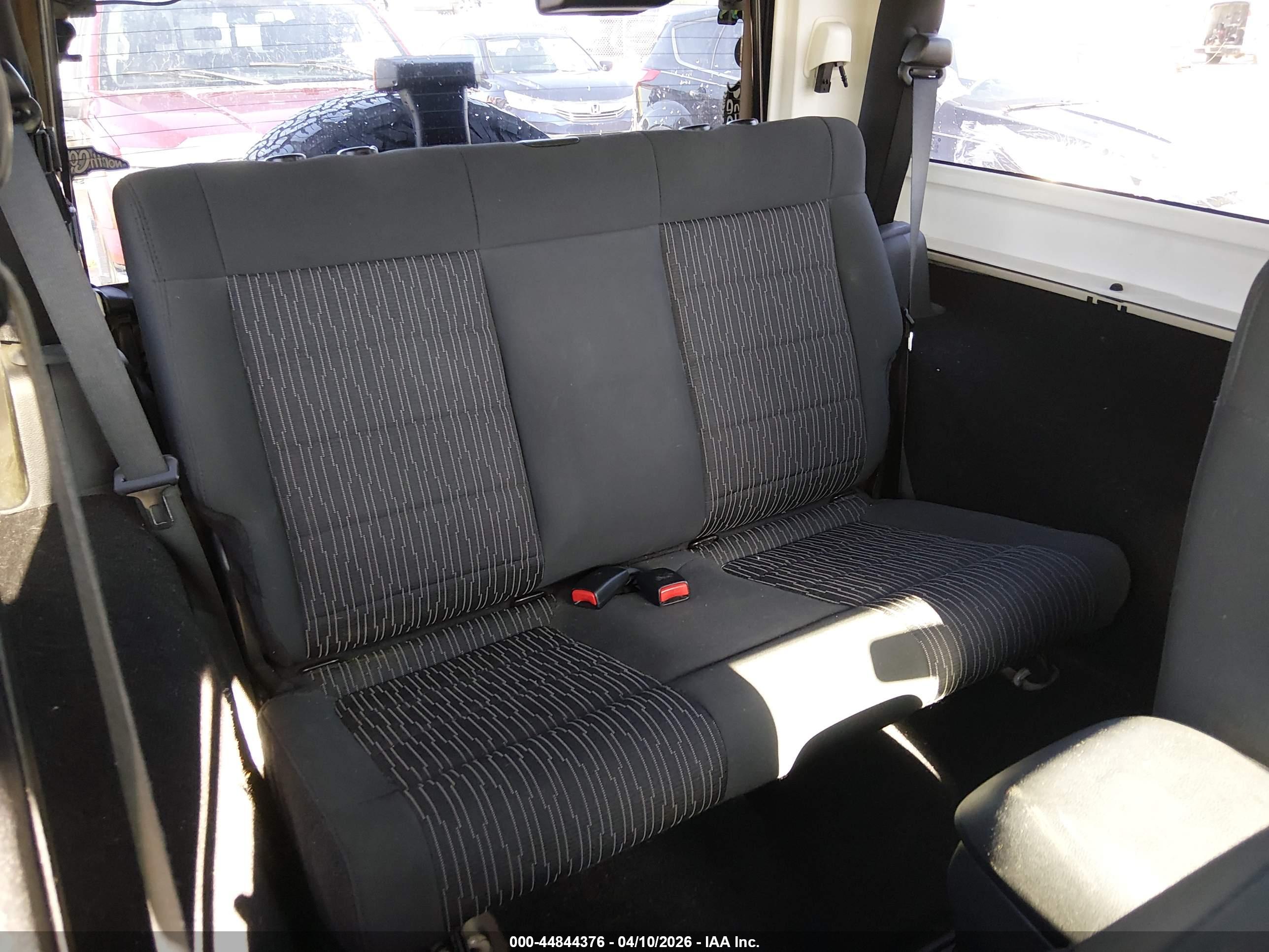 JEEP WRANGLER image 8