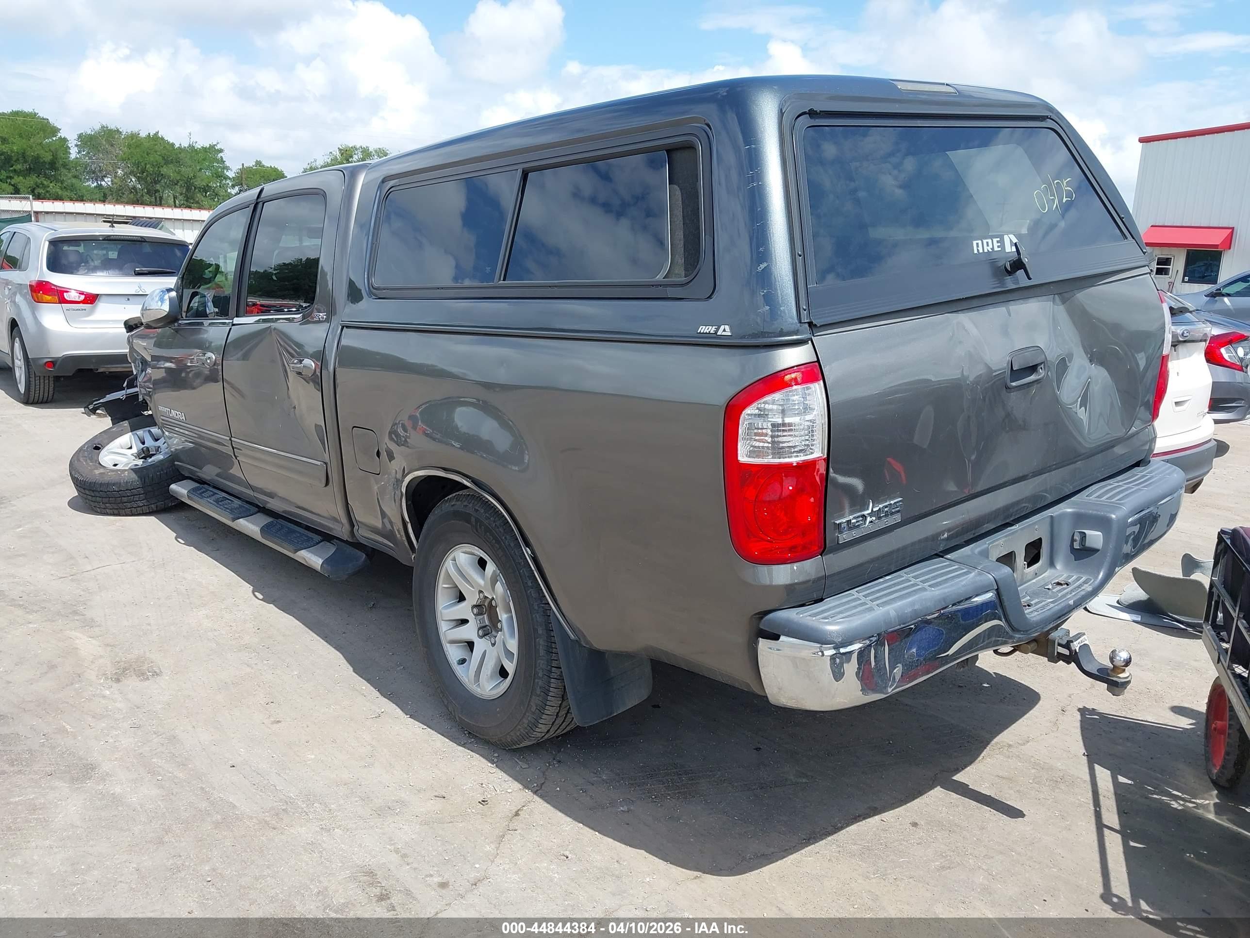 TOYOTA TUNDRA image 3