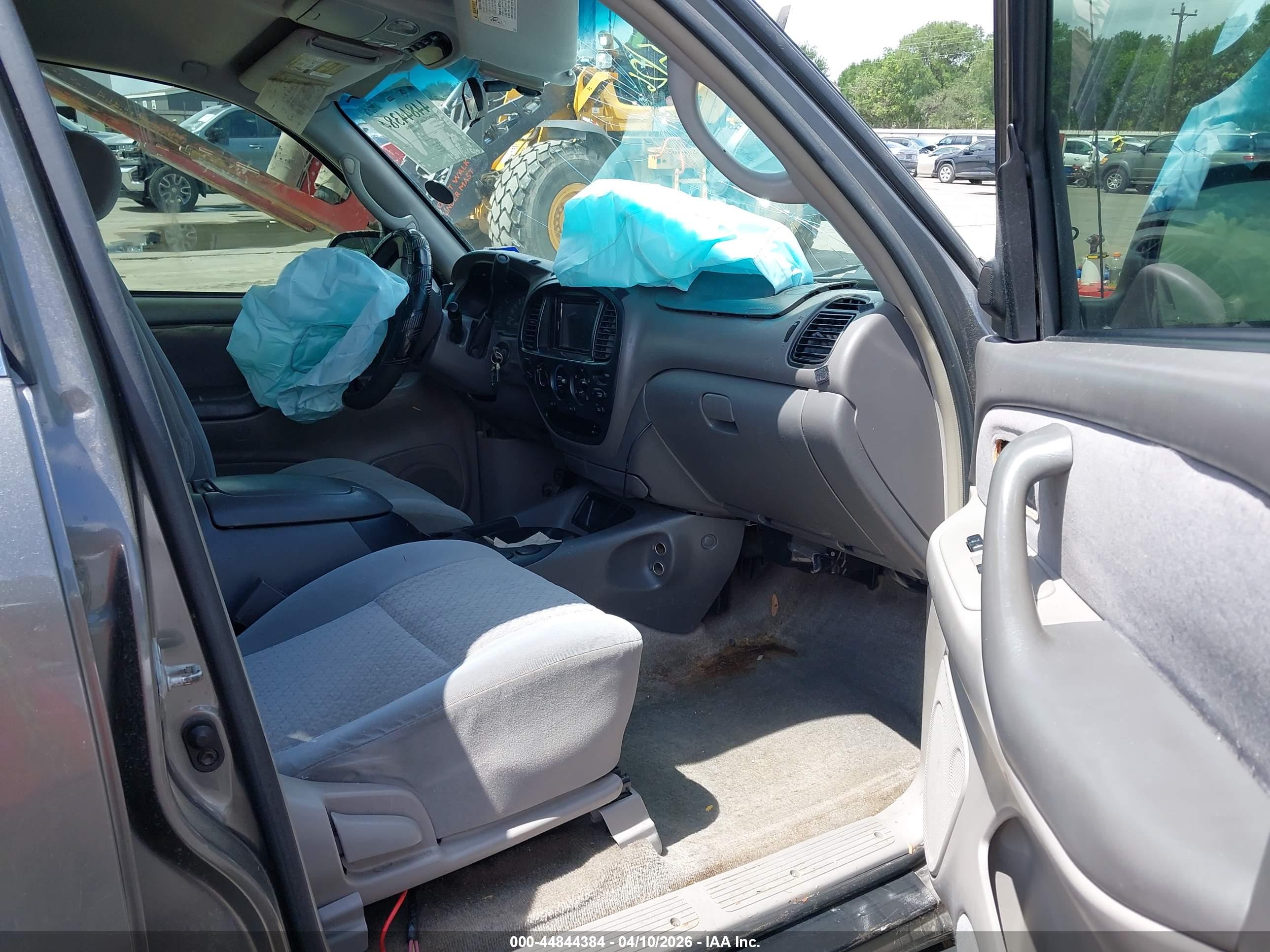 TOYOTA TUNDRA image 5