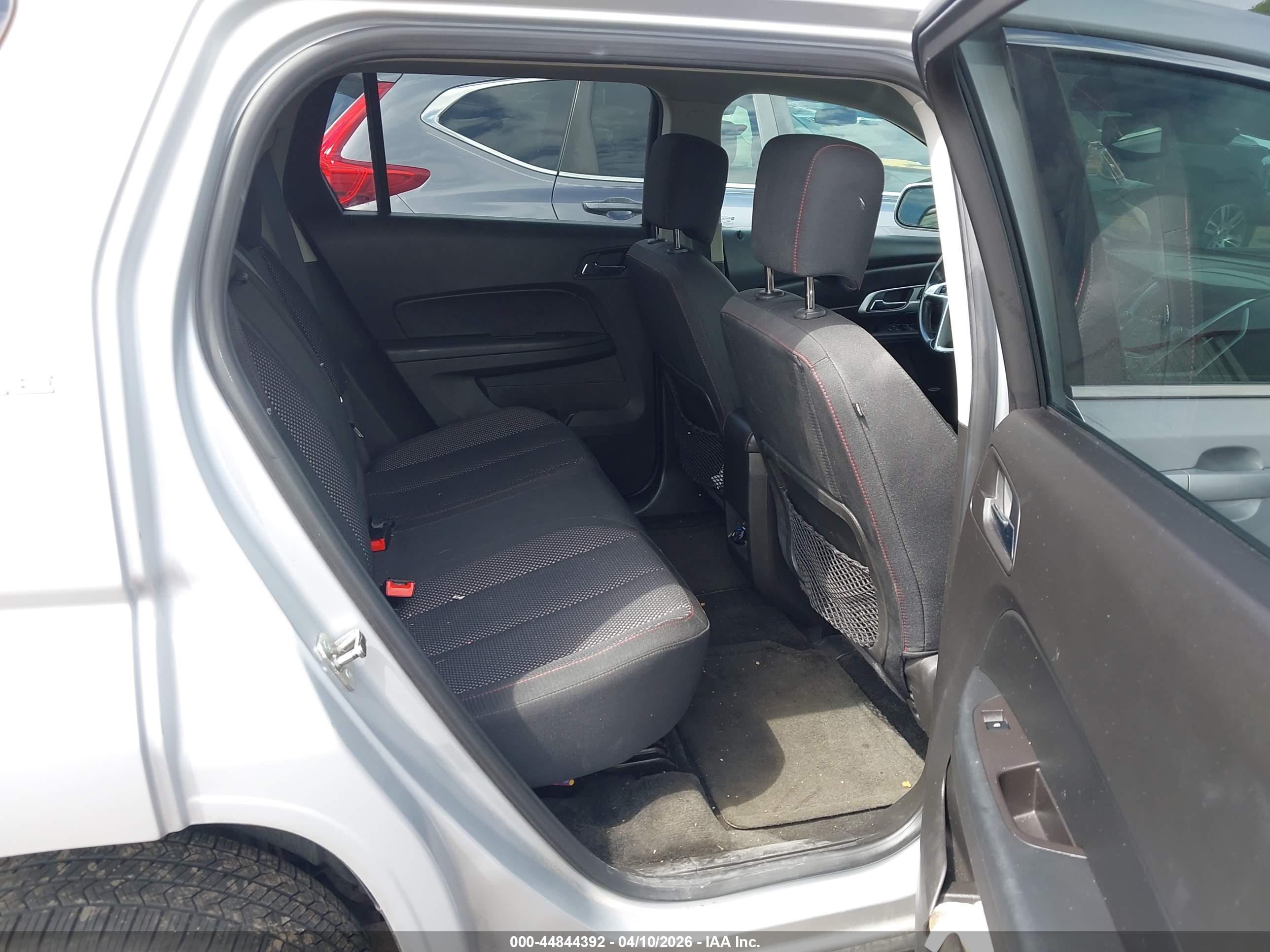 GMC TERRAIN image 8
