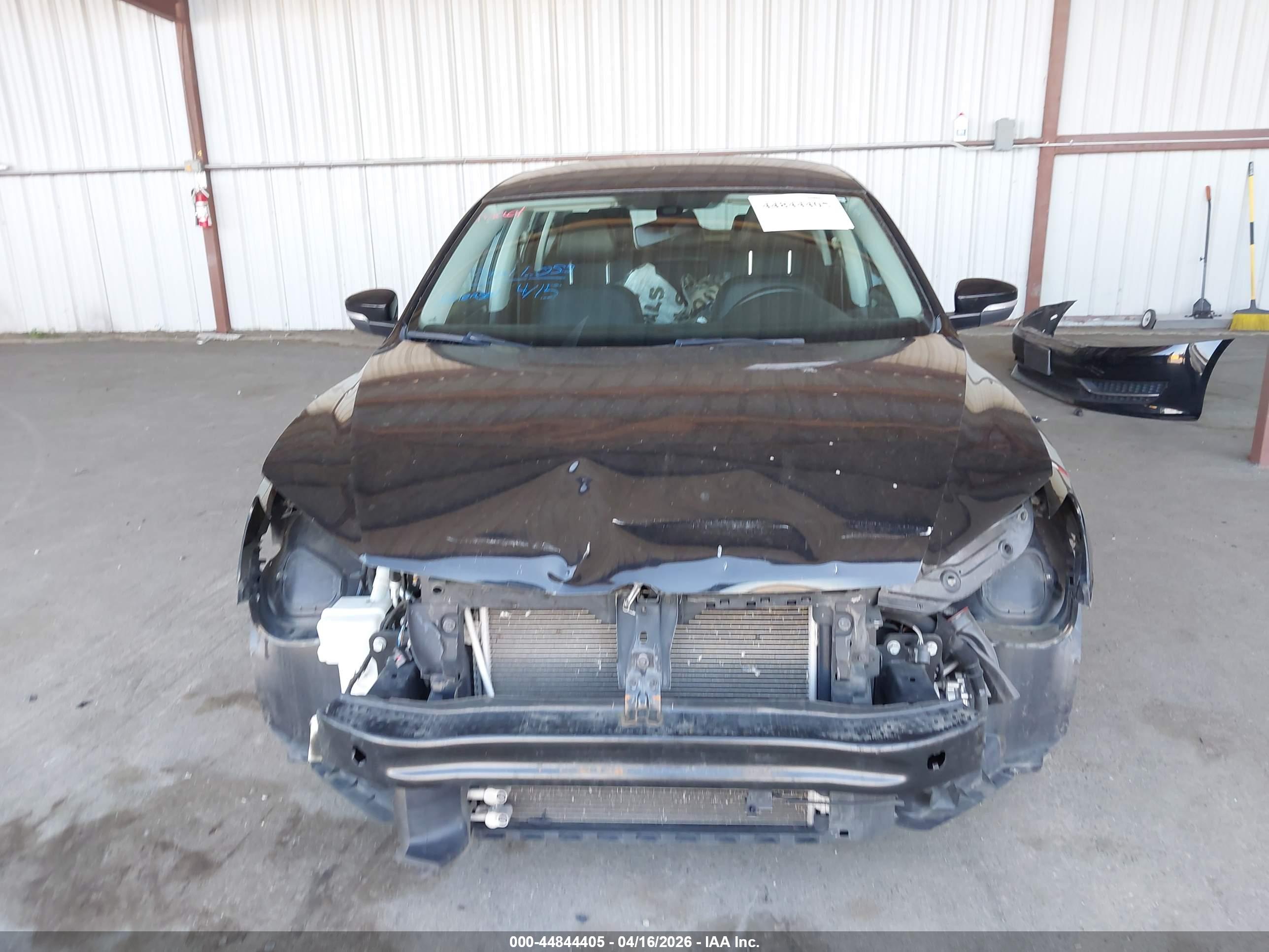 VOLKSWAGEN PASSAT image 6