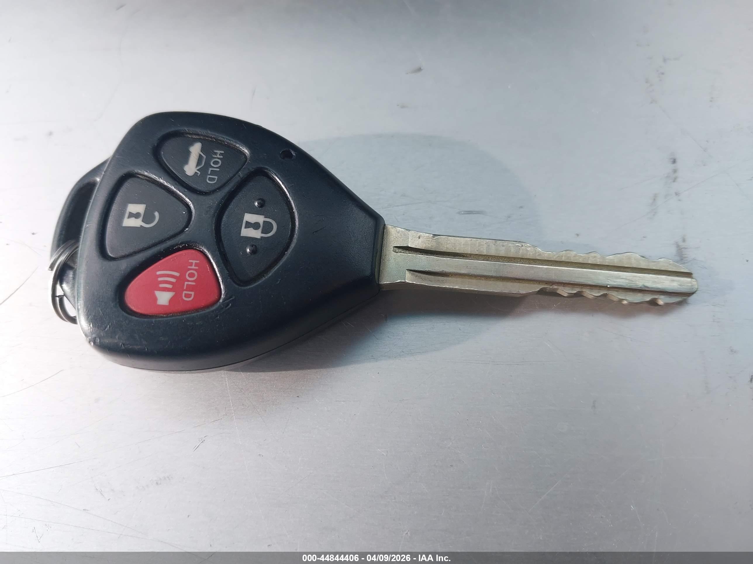TOYOTA COROLLA image 11