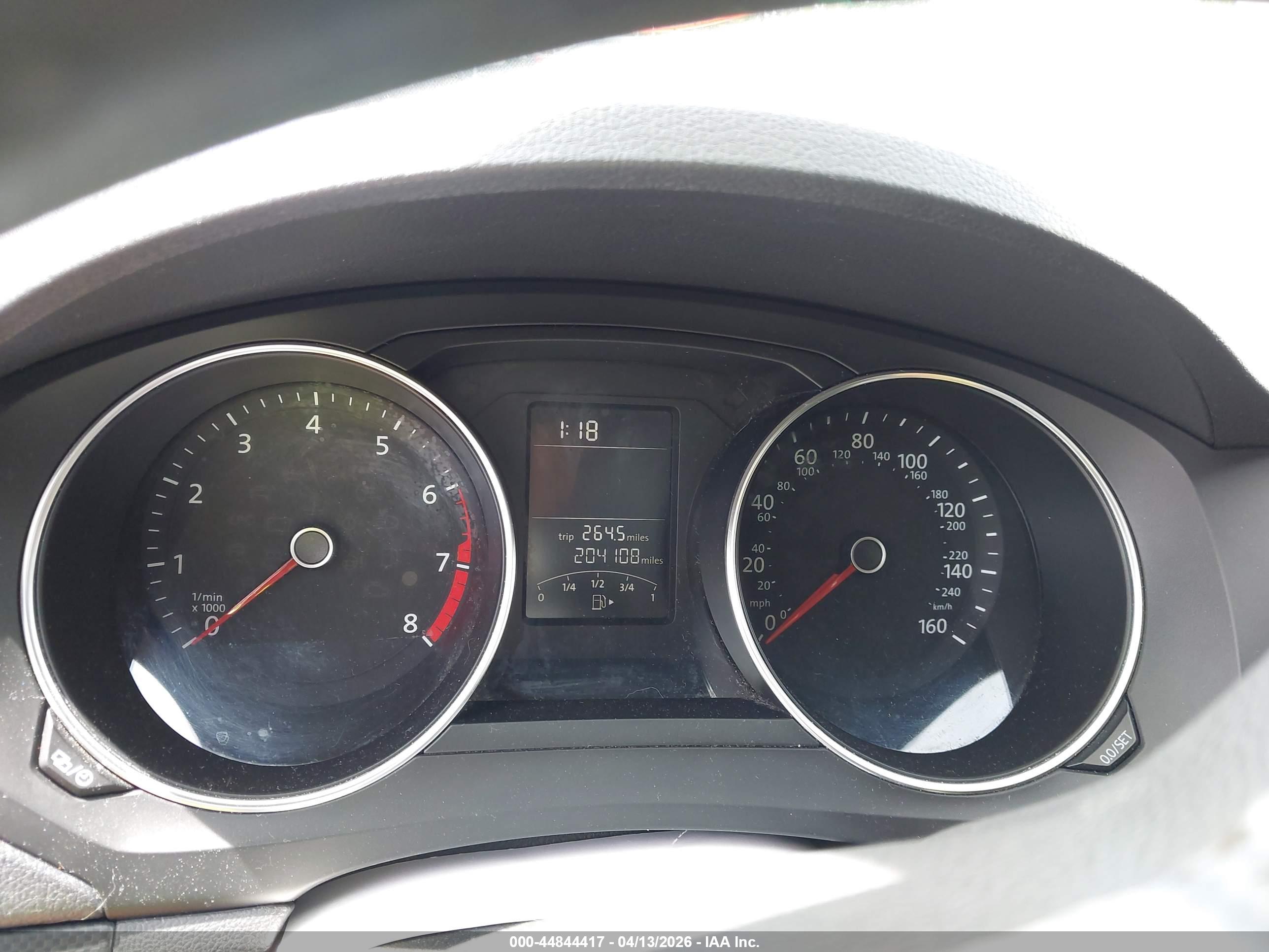 VOLKSWAGEN JETTA image 7