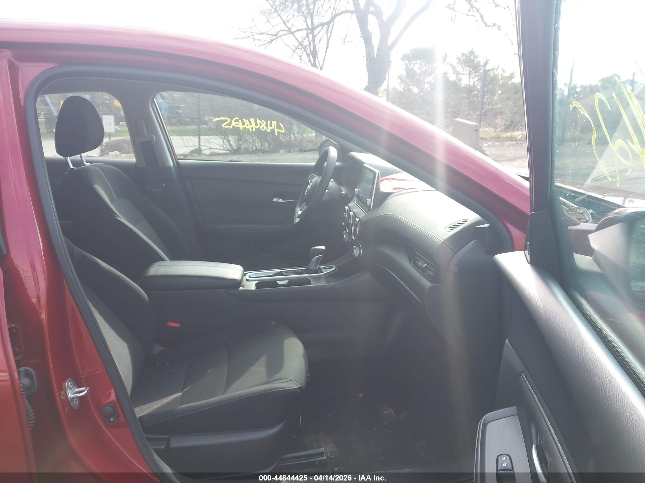 NISSAN SENTRA image 5