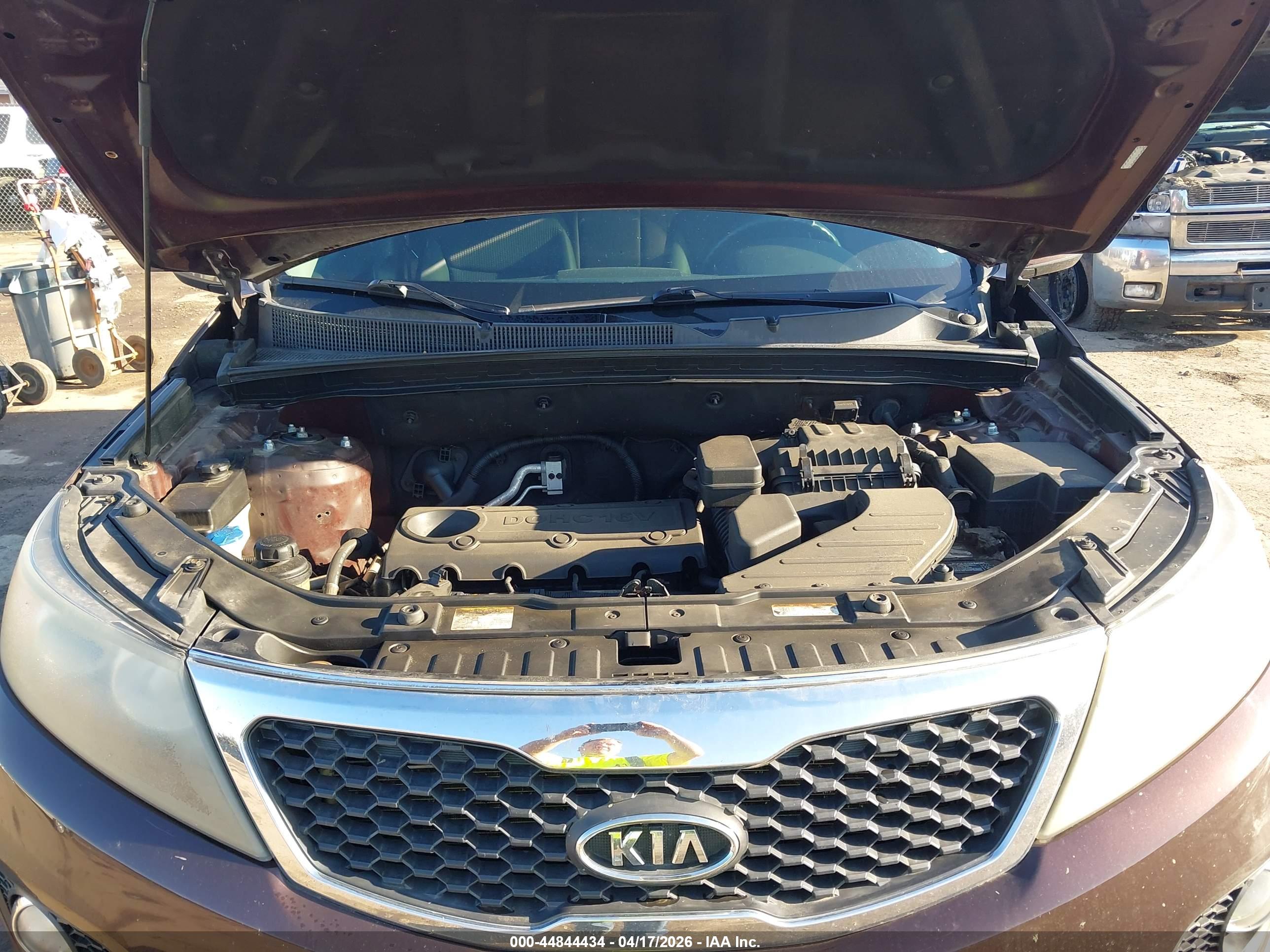 KIA SORENTO image 10