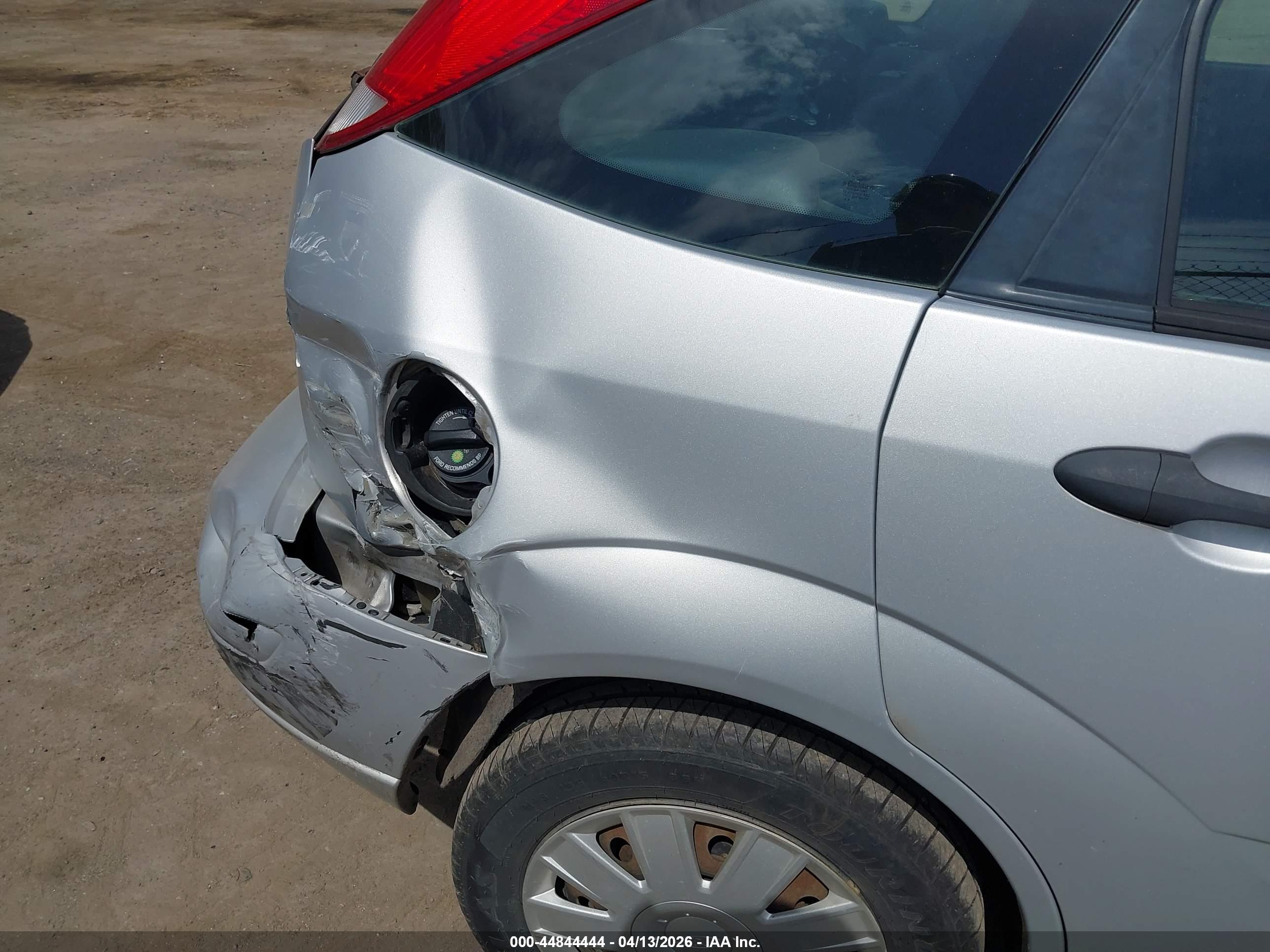 FORD FOCUS image 6