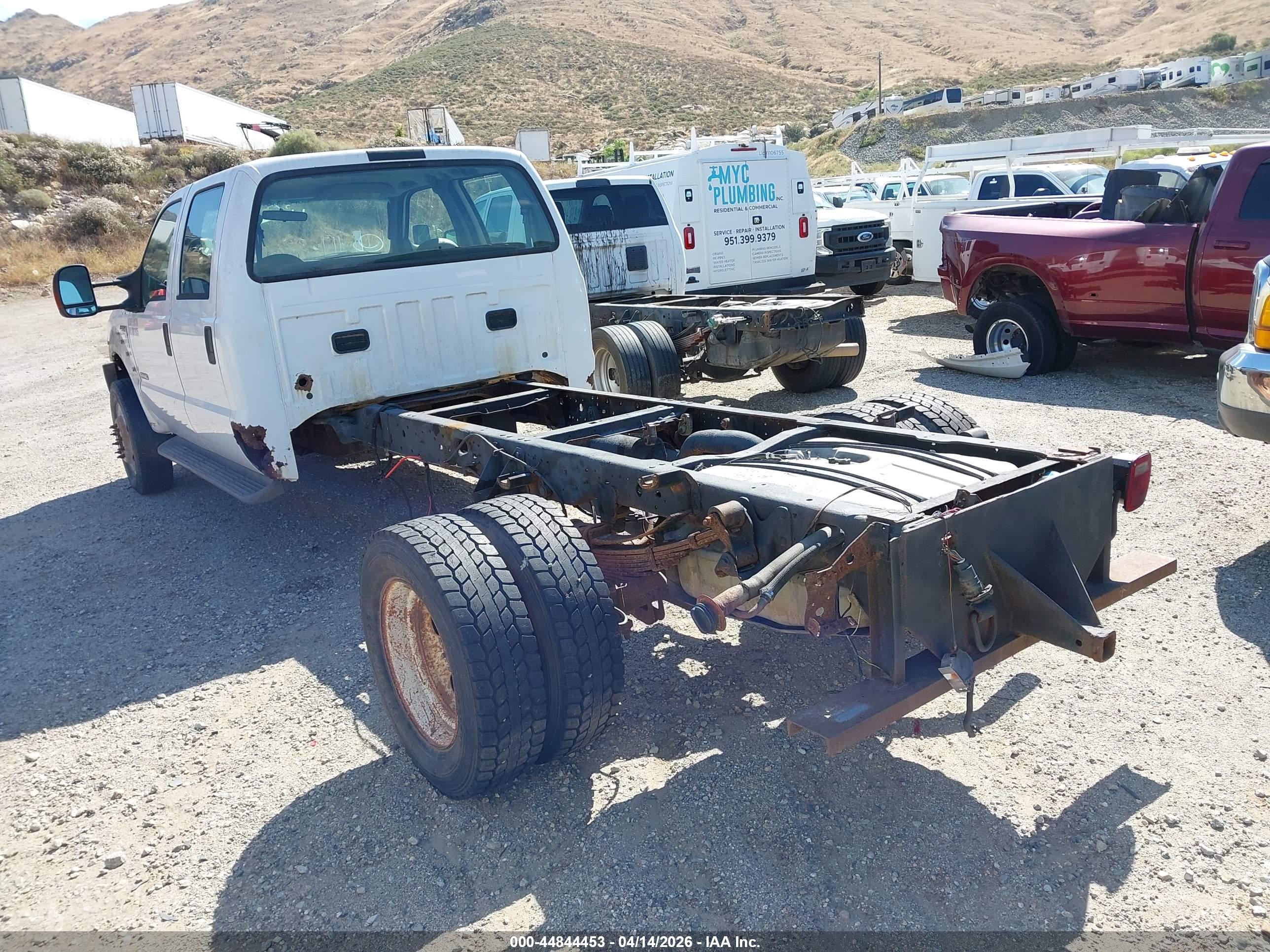 FORD F-550 image 3
