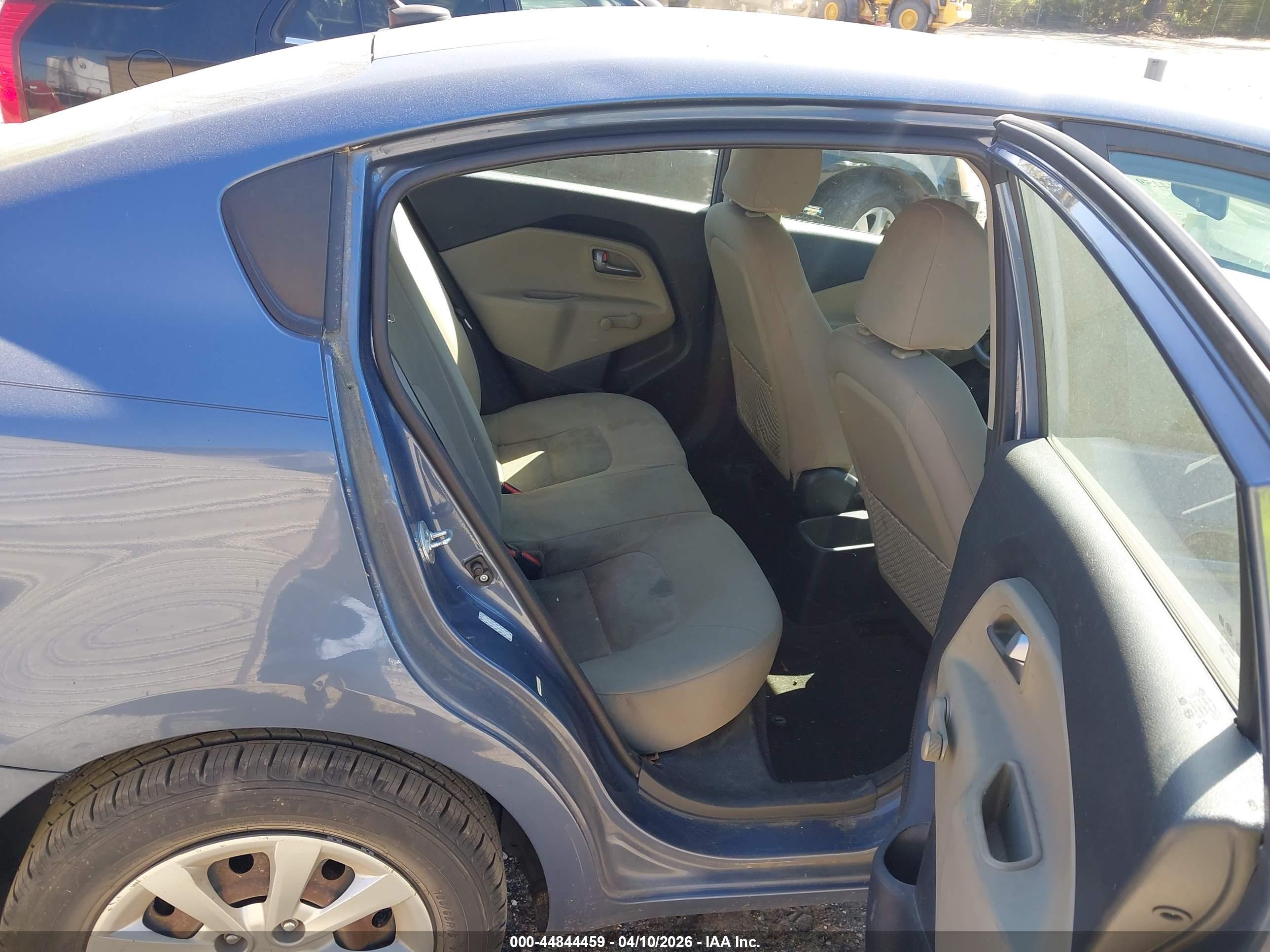 KIA RIO image 8