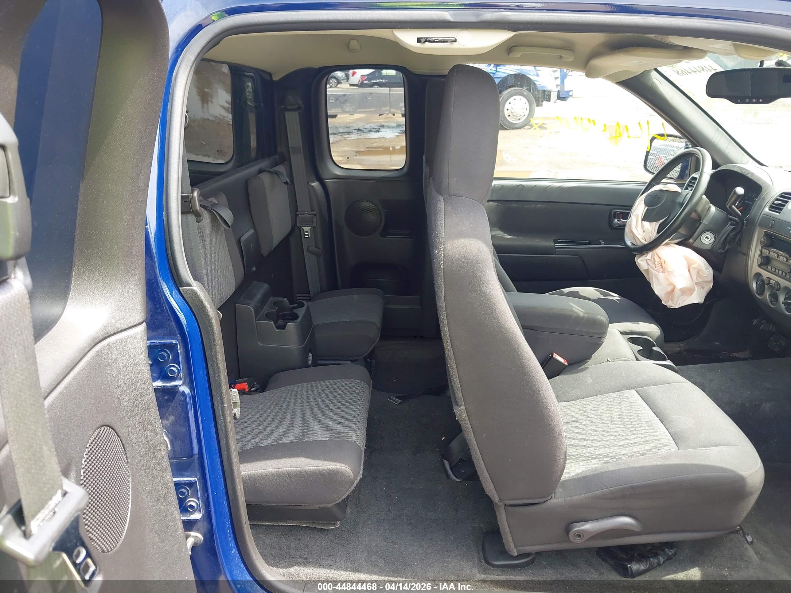 CHEVROLET COLORADO image 8