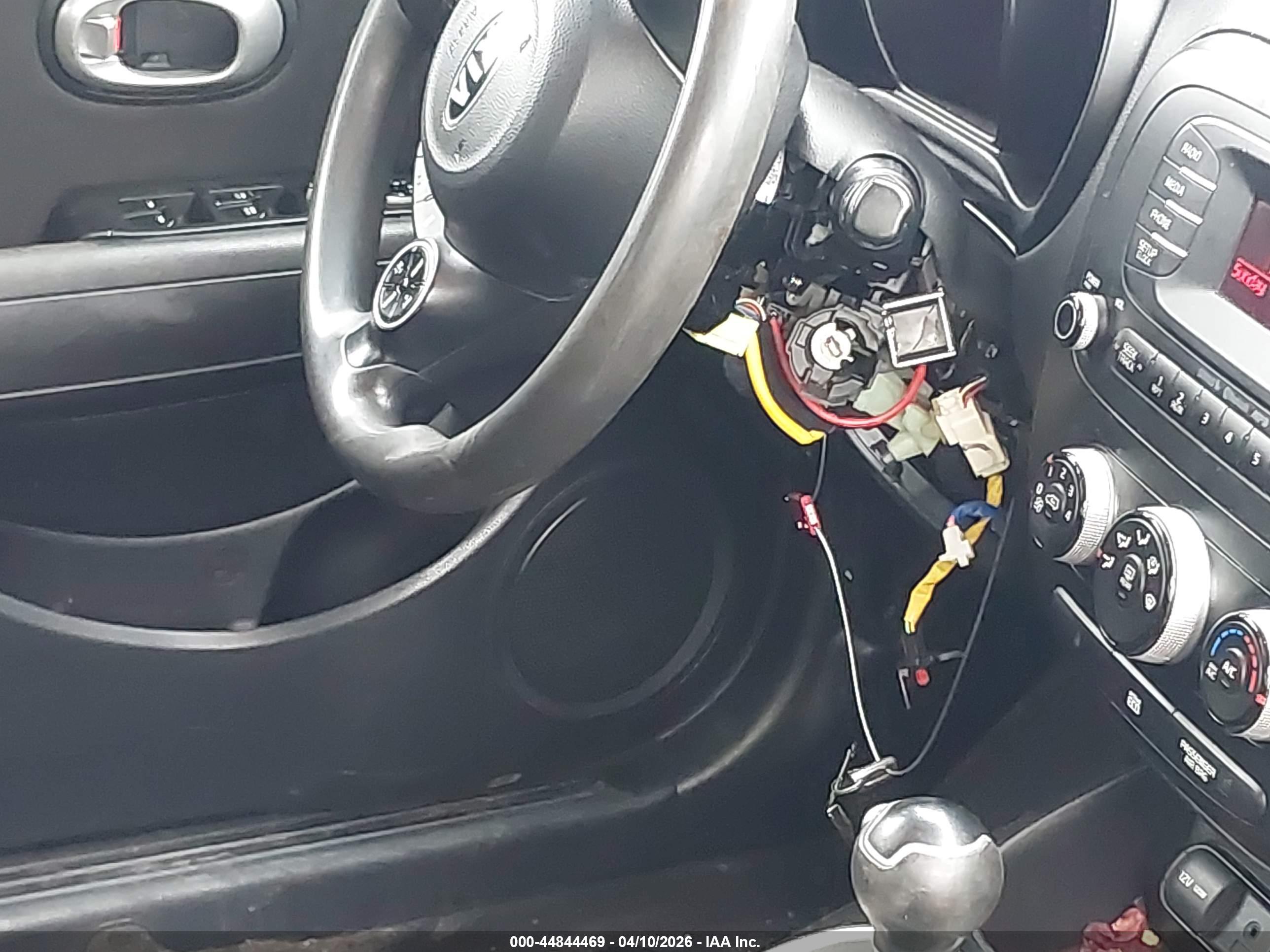 KIA SOUL image 6