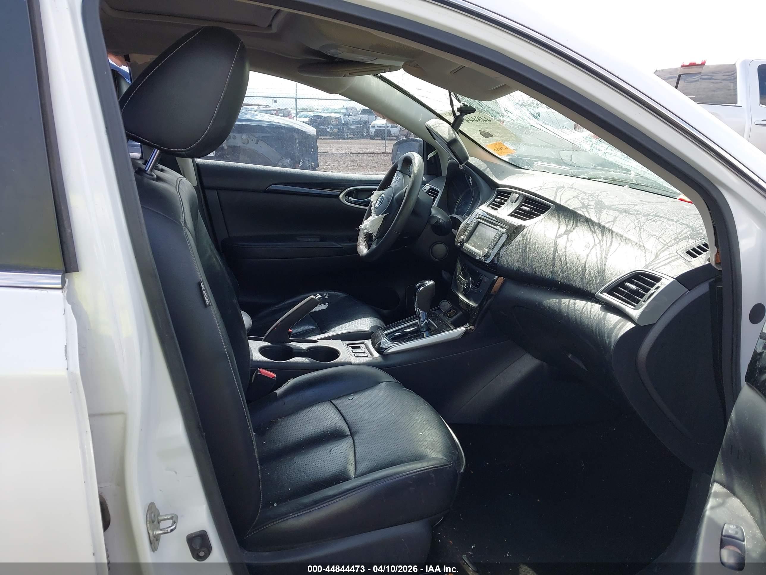 NISSAN SENTRA image 5
