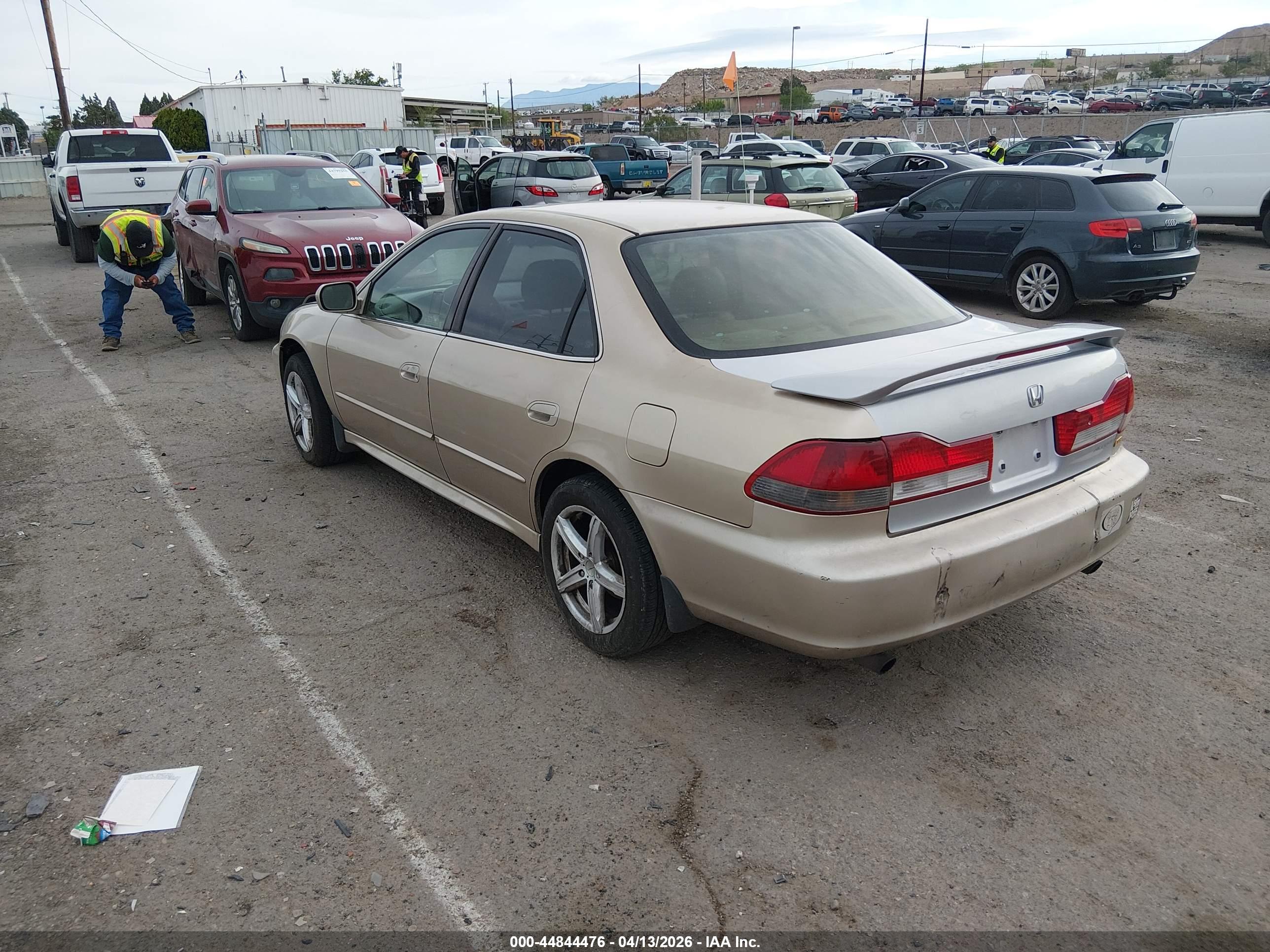 HONDA ACCORD image 3