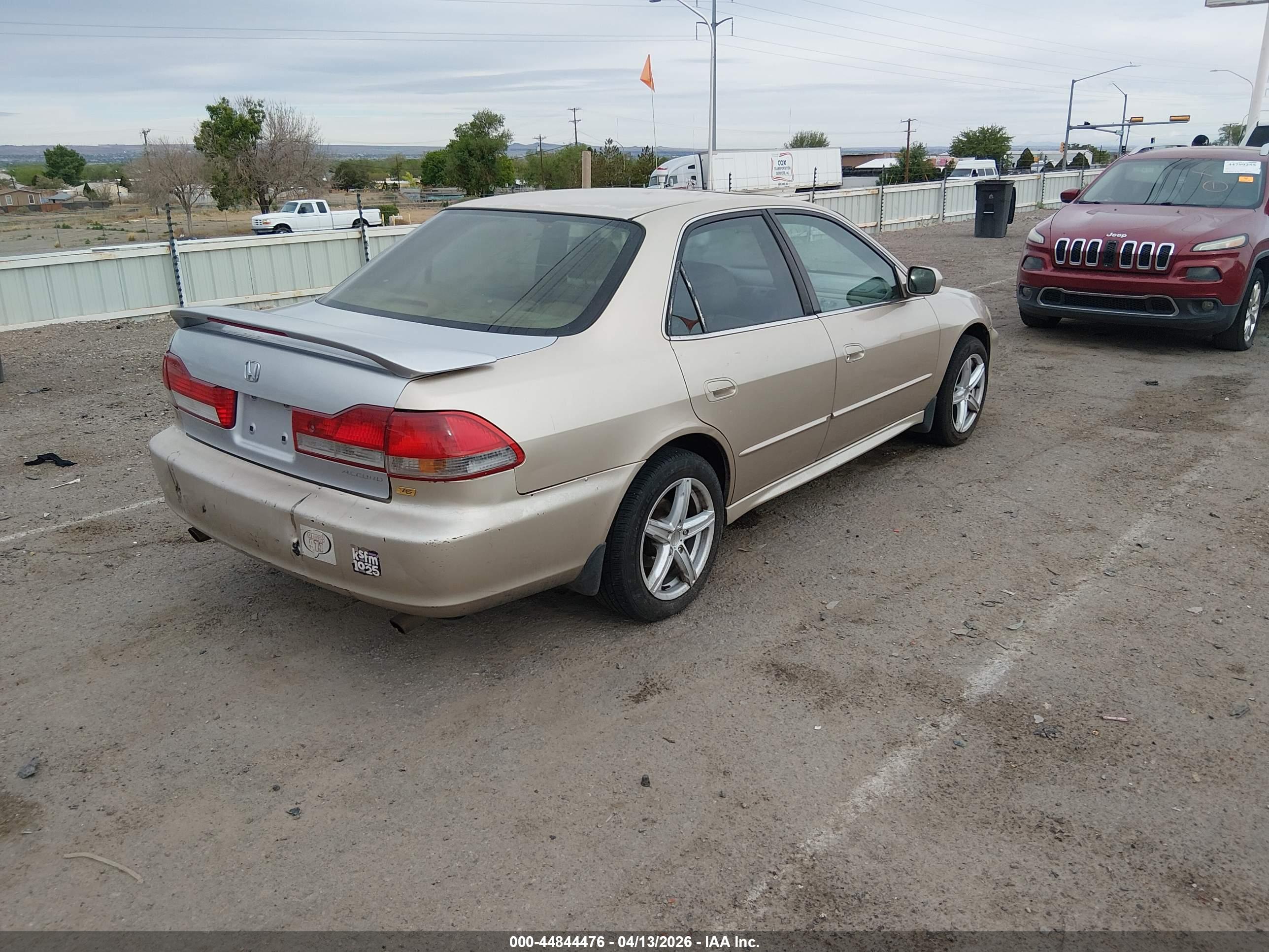 HONDA ACCORD image 4