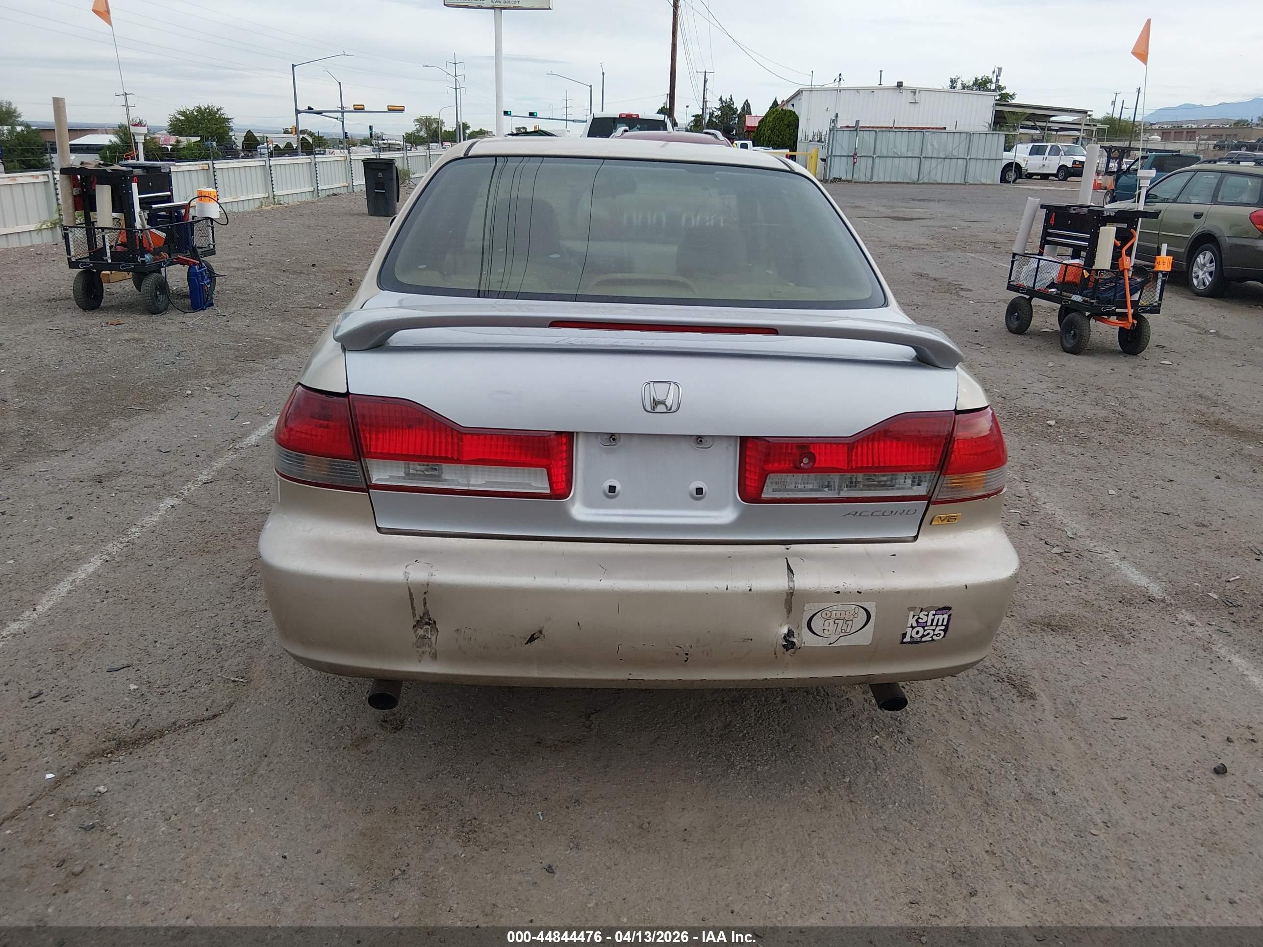 HONDA ACCORD image 6