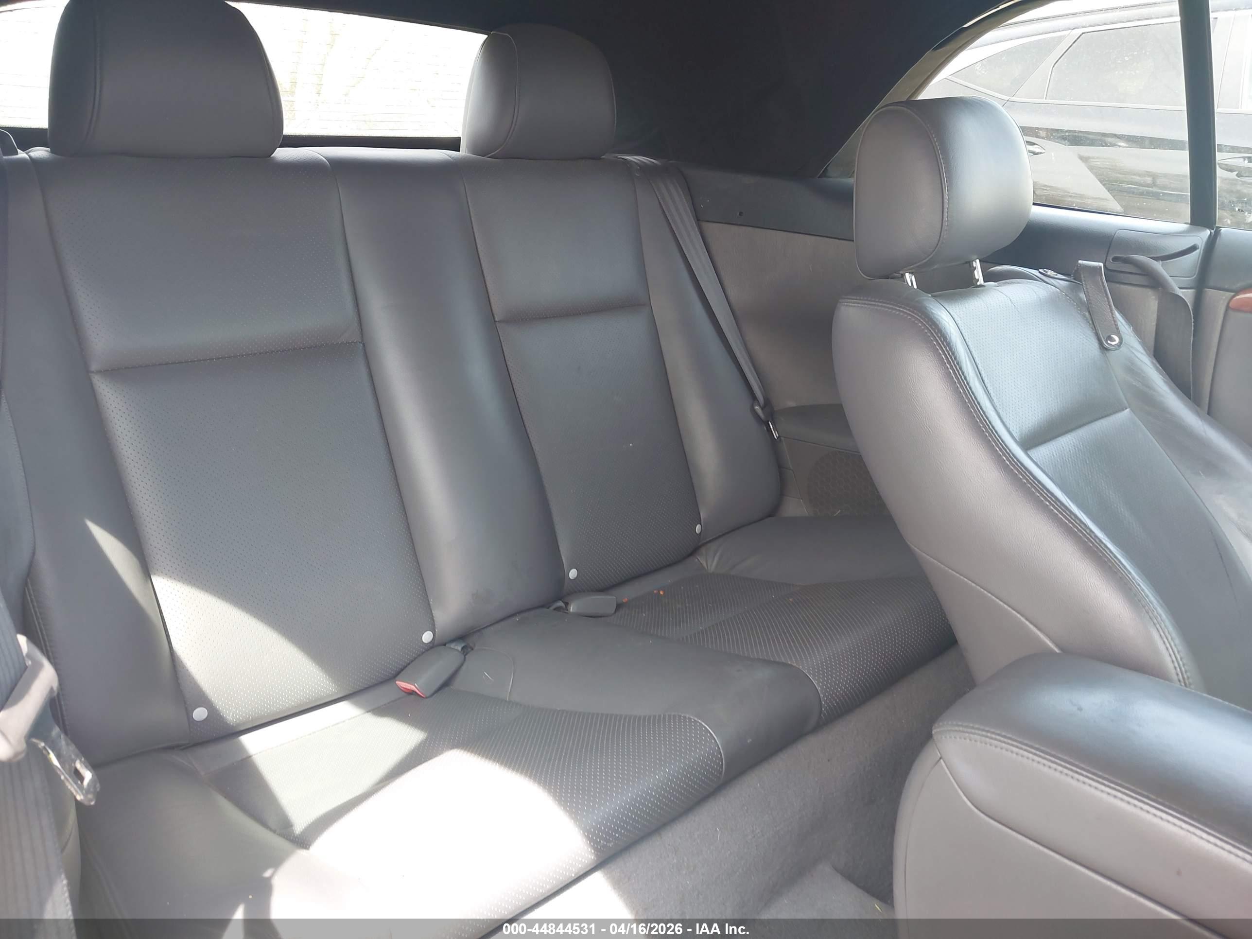 TOYOTA CAMRY image 8