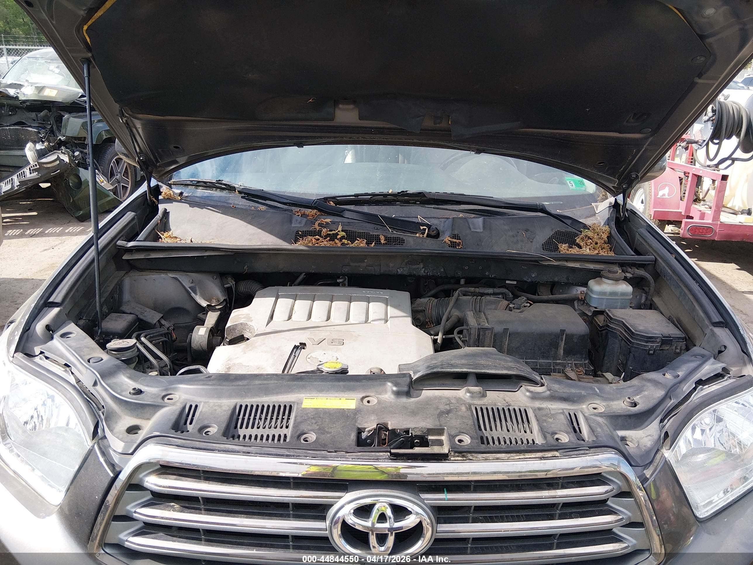 TOYOTA HIGHLANDER image 10