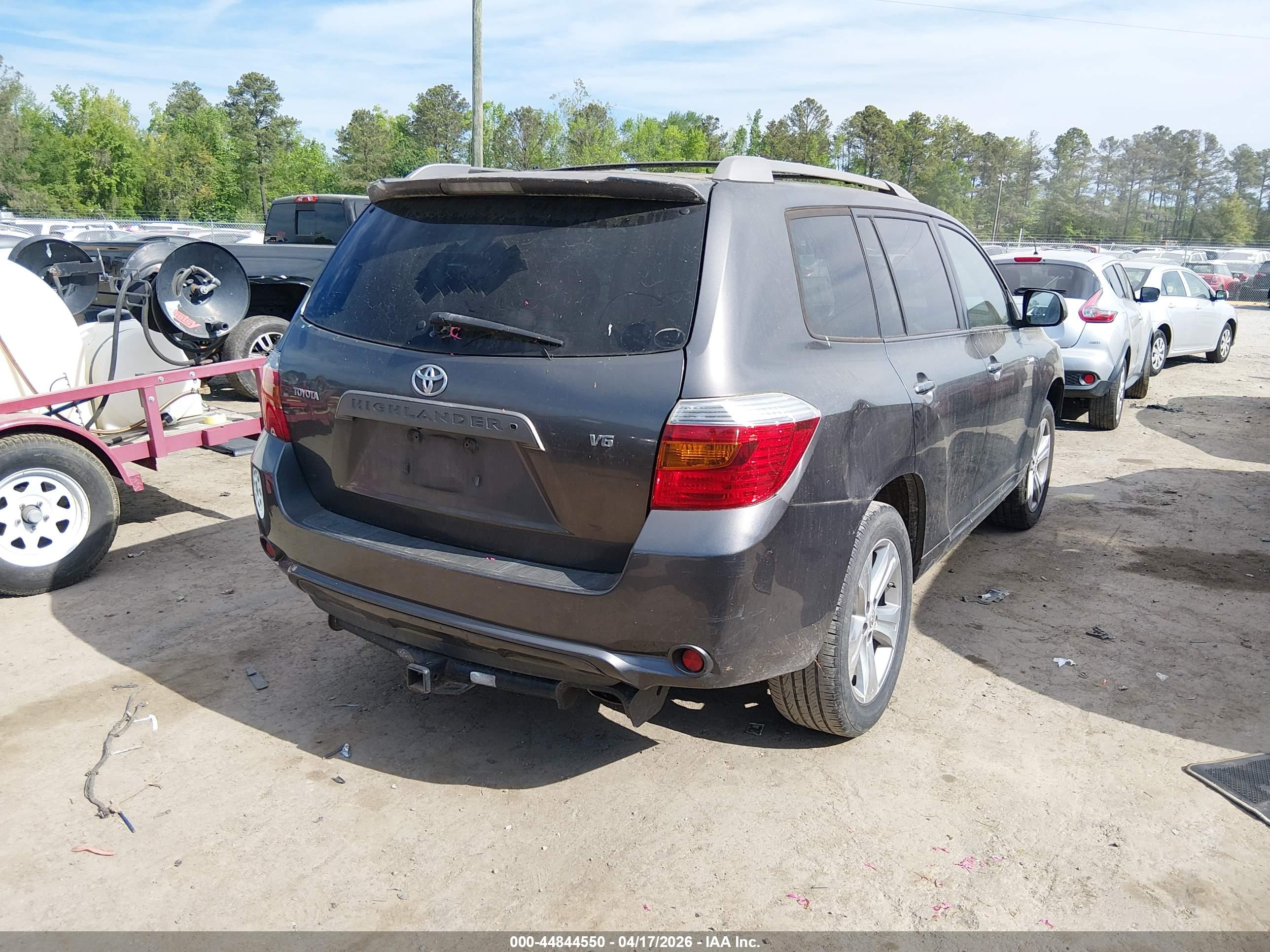 TOYOTA HIGHLANDER image 4