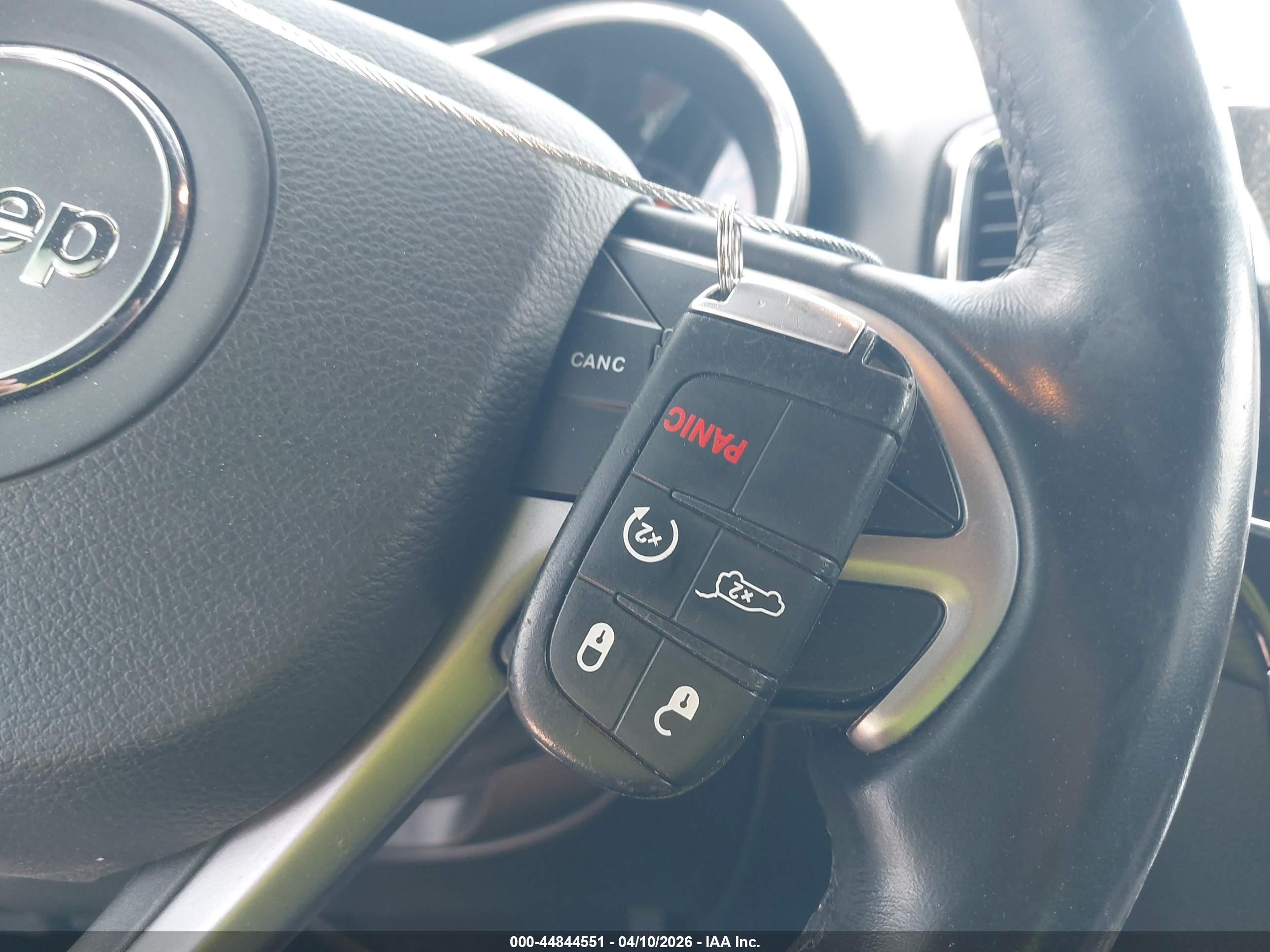 JEEP GRAND image 11