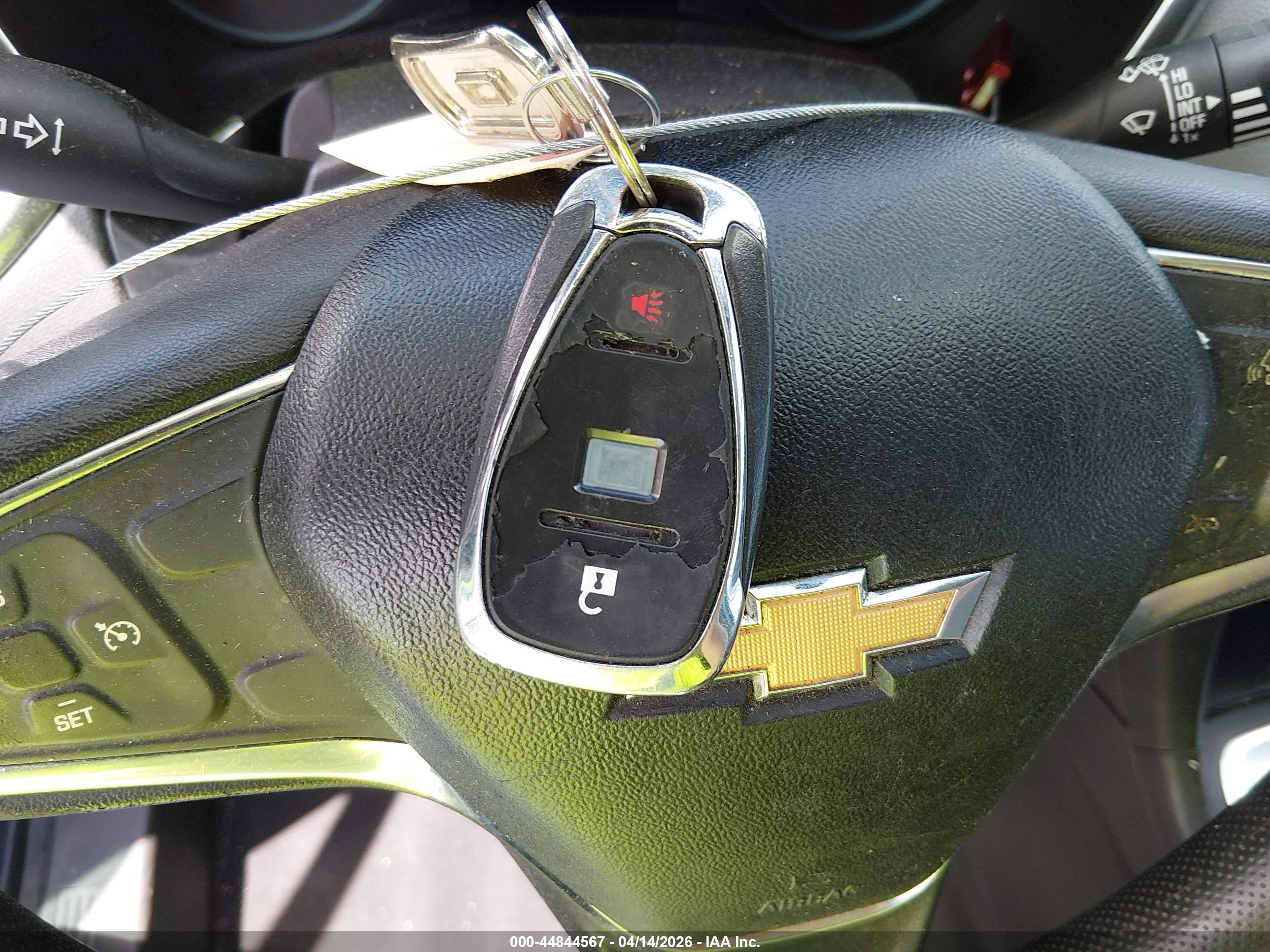 CHEVROLET EQUINOX image 11