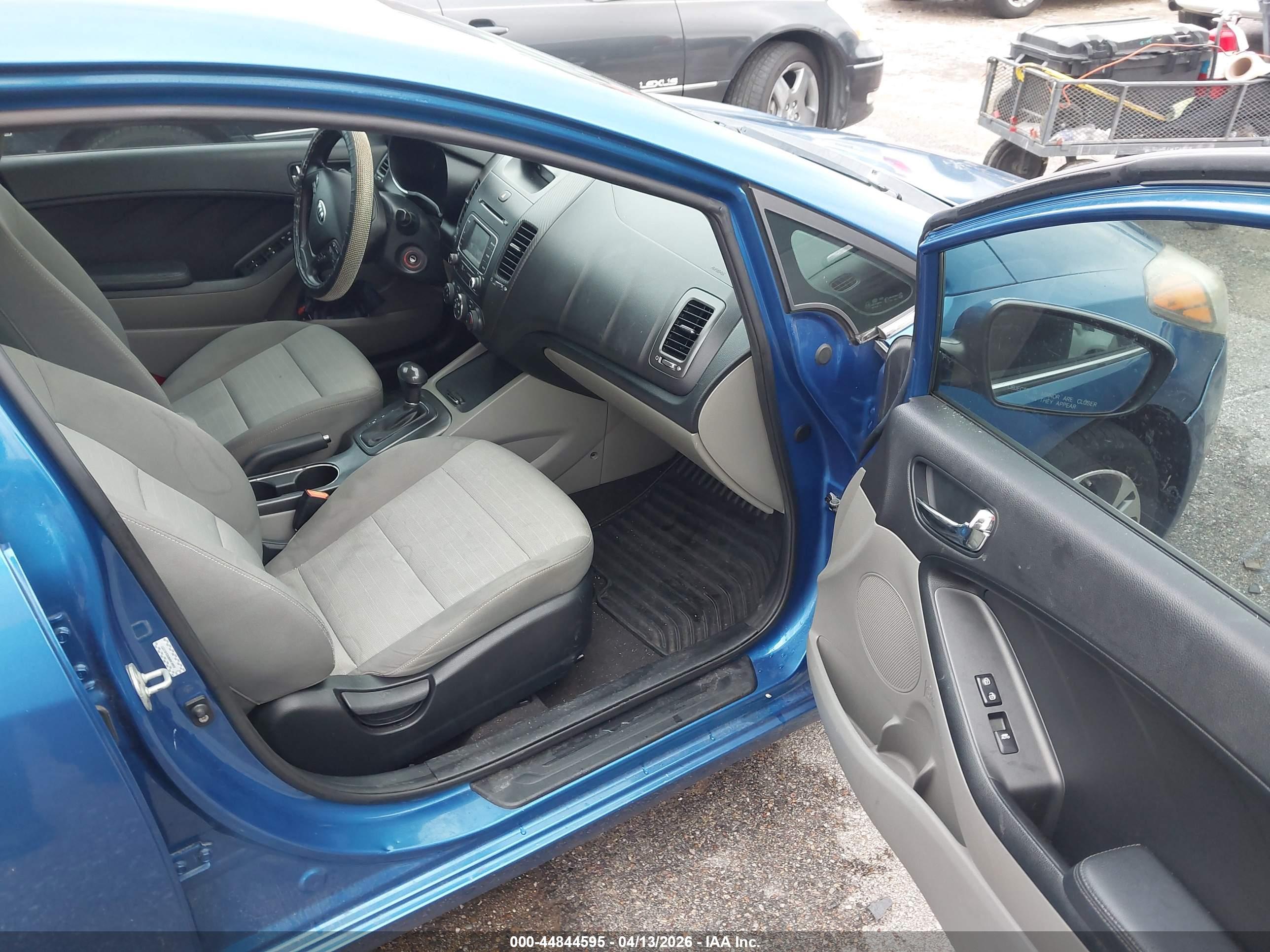 KIA FORTE image 5
