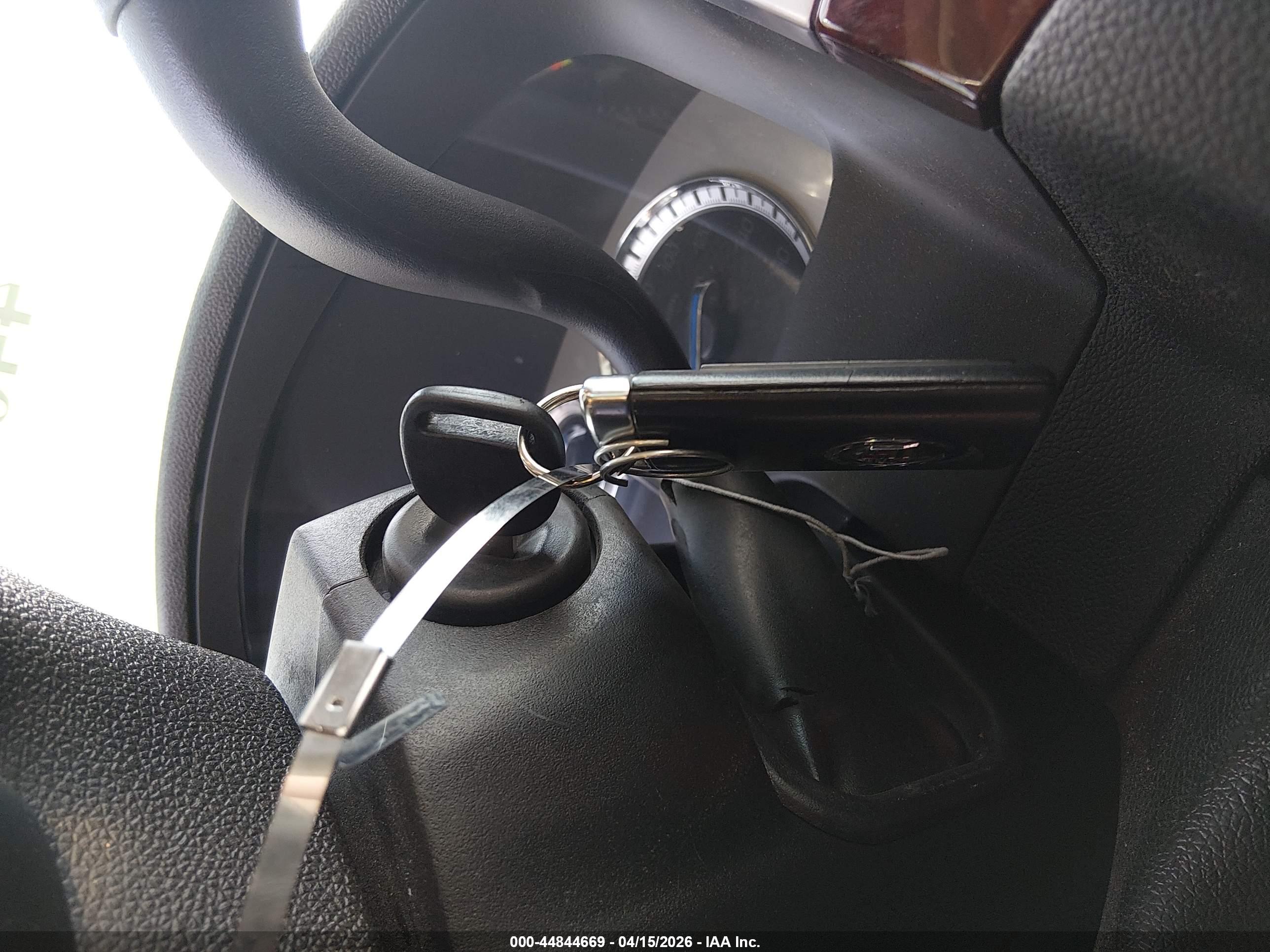 CADILLAC ESCALADE image 11