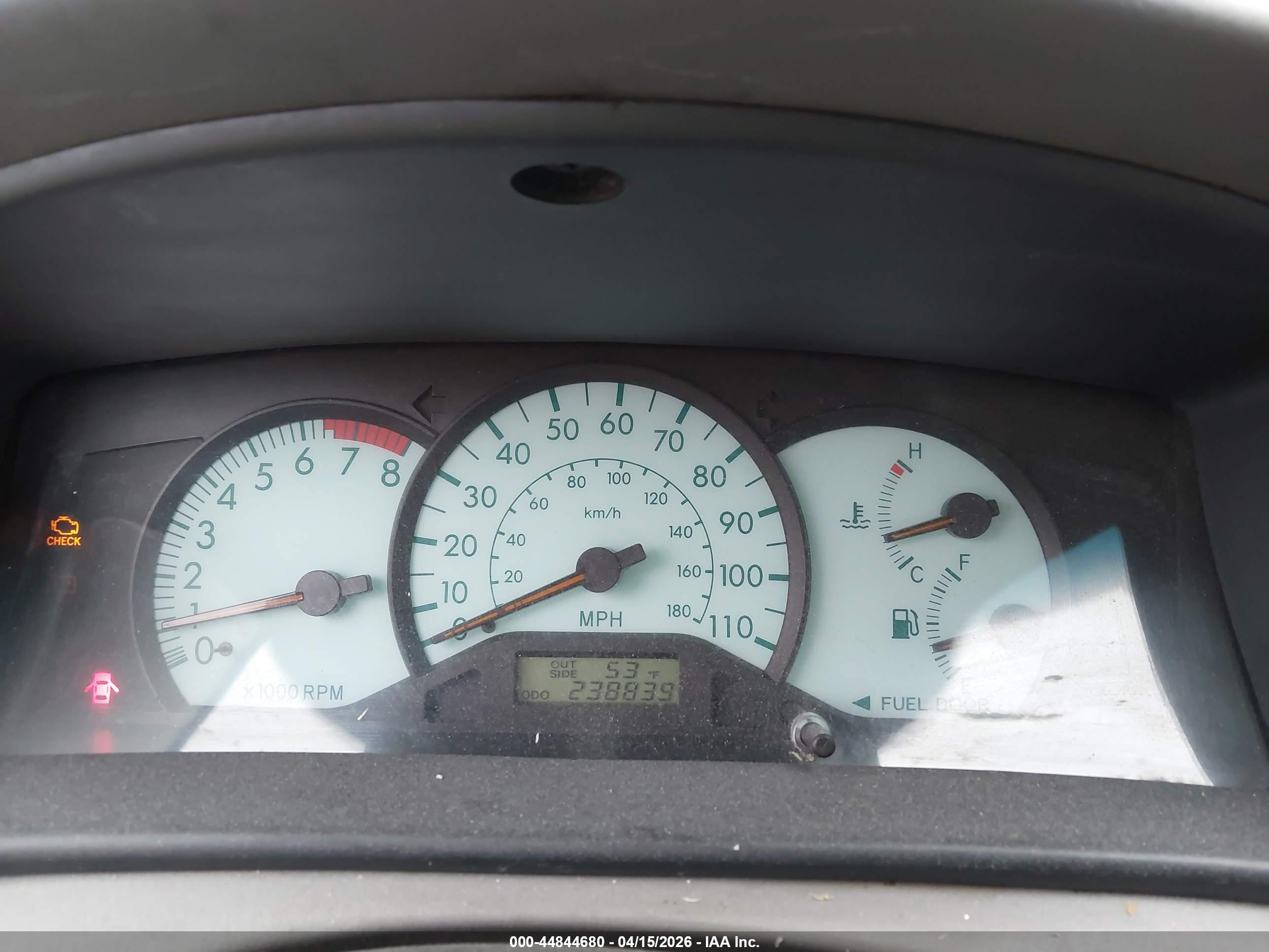 TOYOTA COROLLA image 7