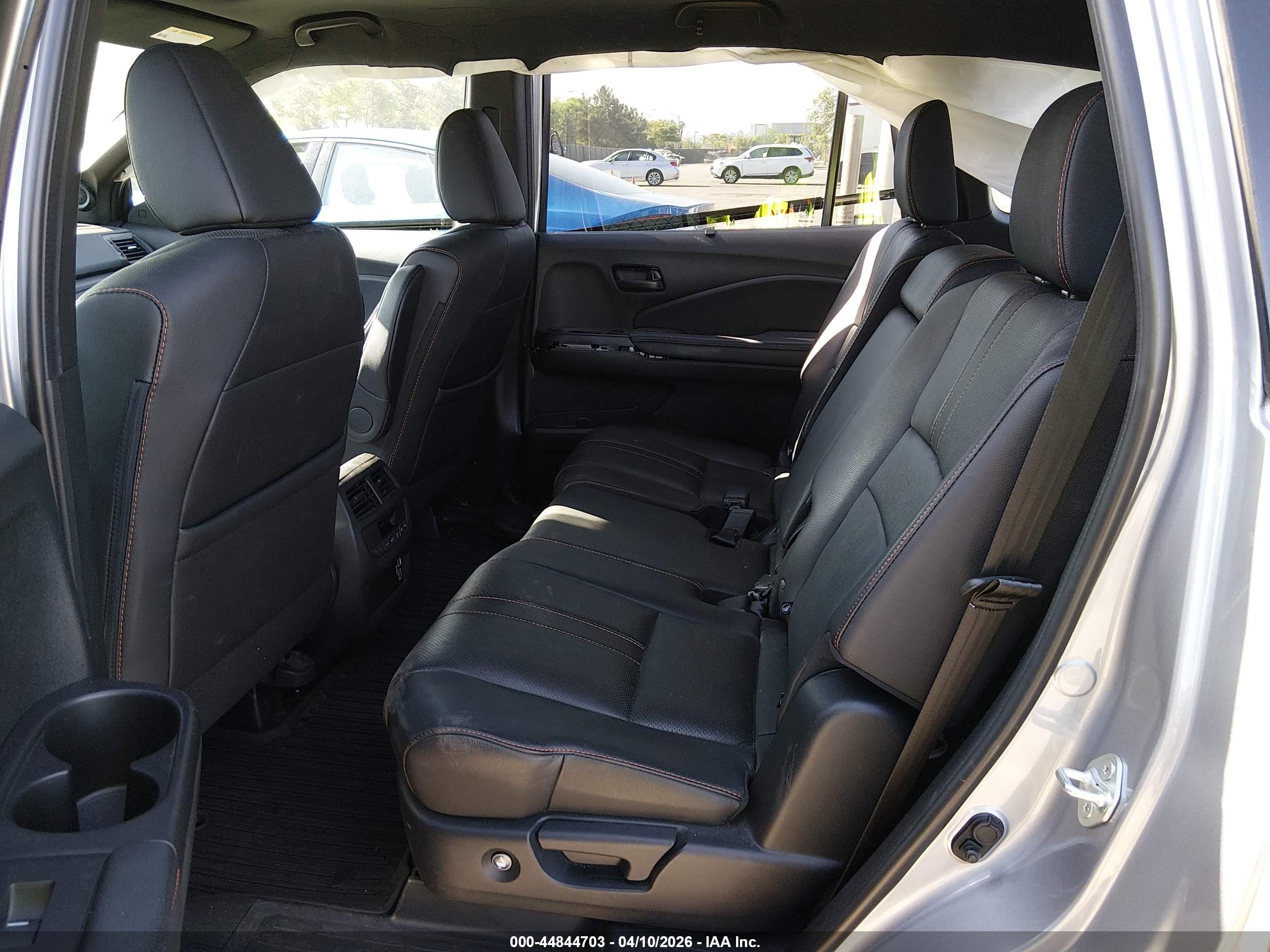 HONDA PILOT image 8