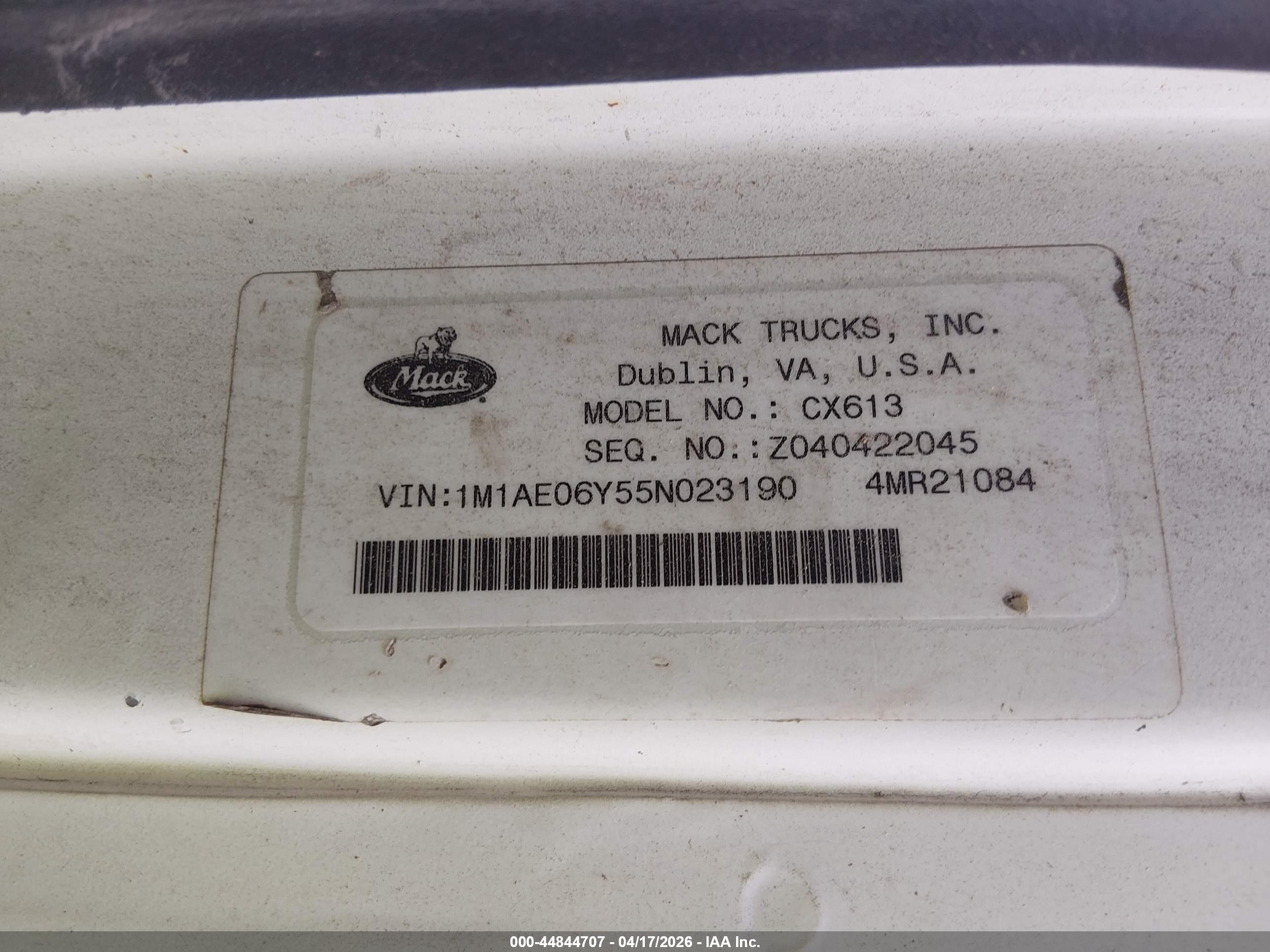 MACK 600 image 9
