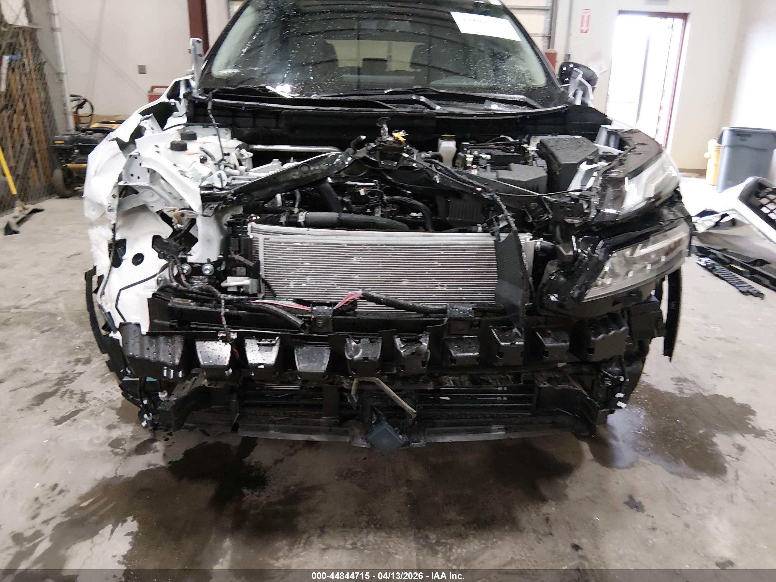NISSAN ROGUE image 6