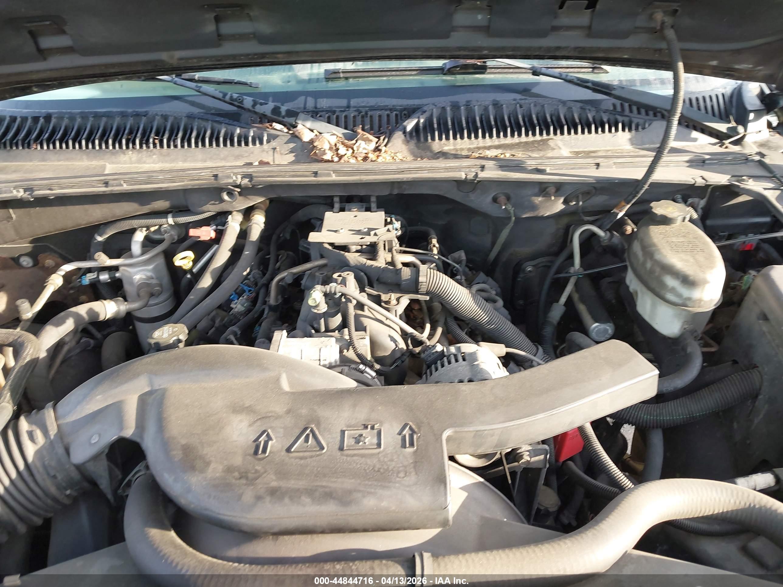 CHEVROLET TAHOE image 10