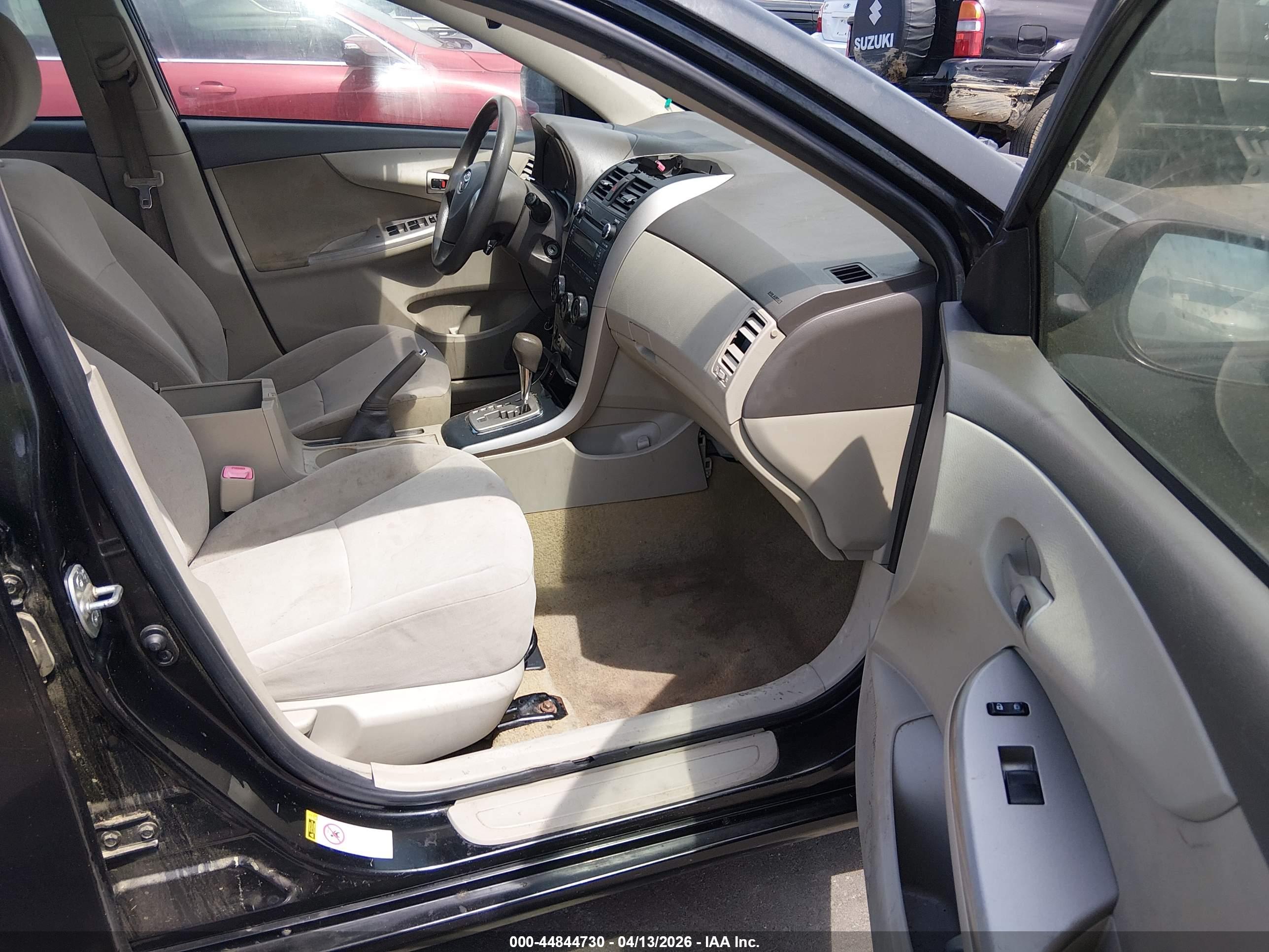 TOYOTA COROLLA image 5