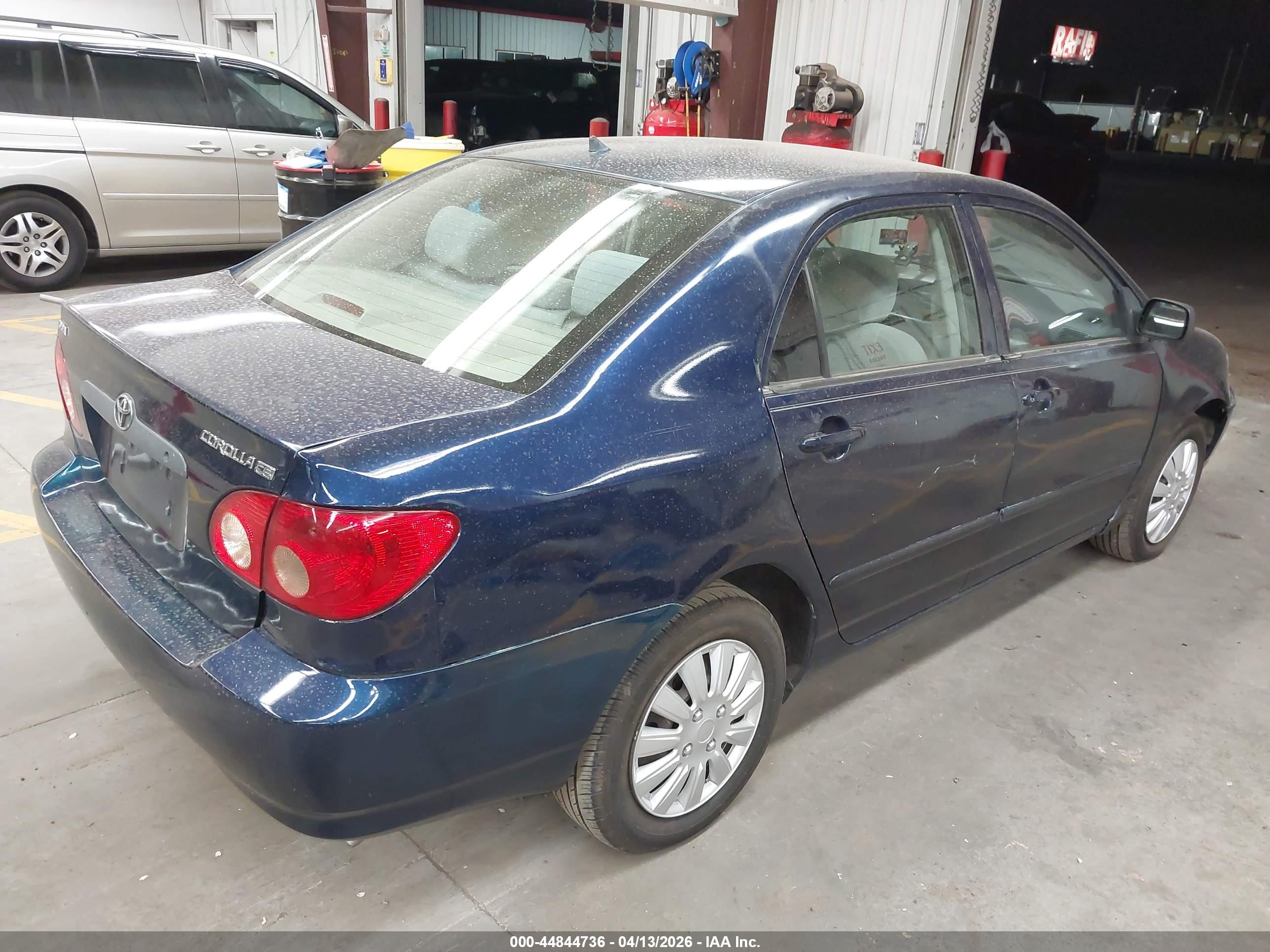 TOYOTA COROLLA image 4