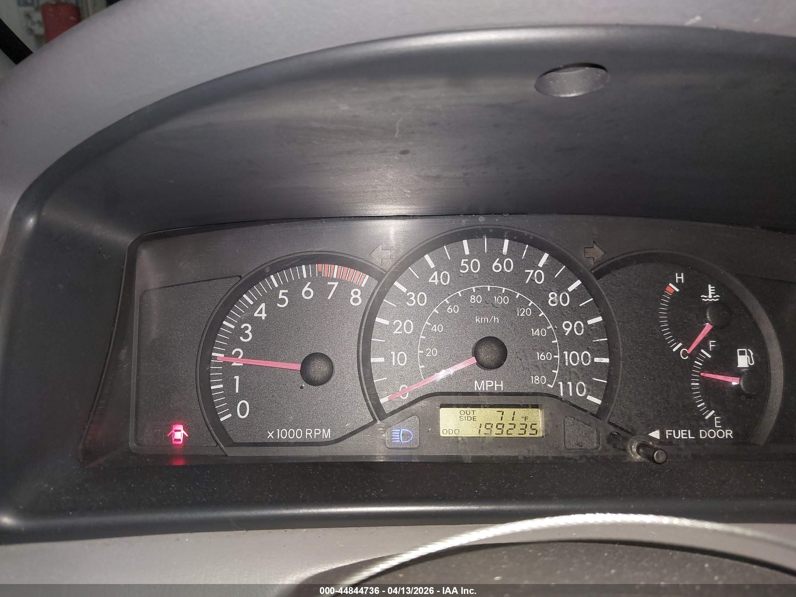 TOYOTA COROLLA image 7