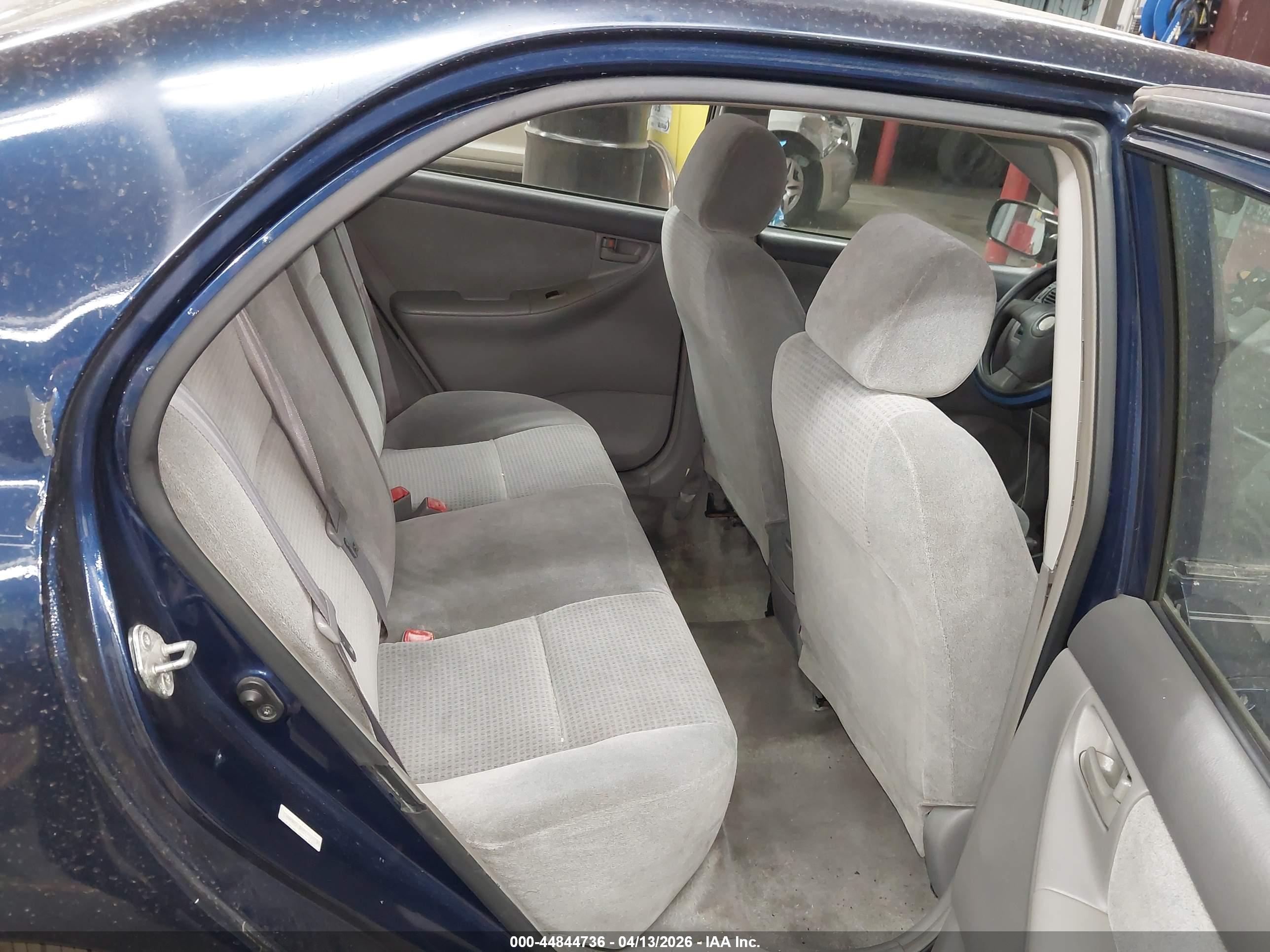 TOYOTA COROLLA image 8