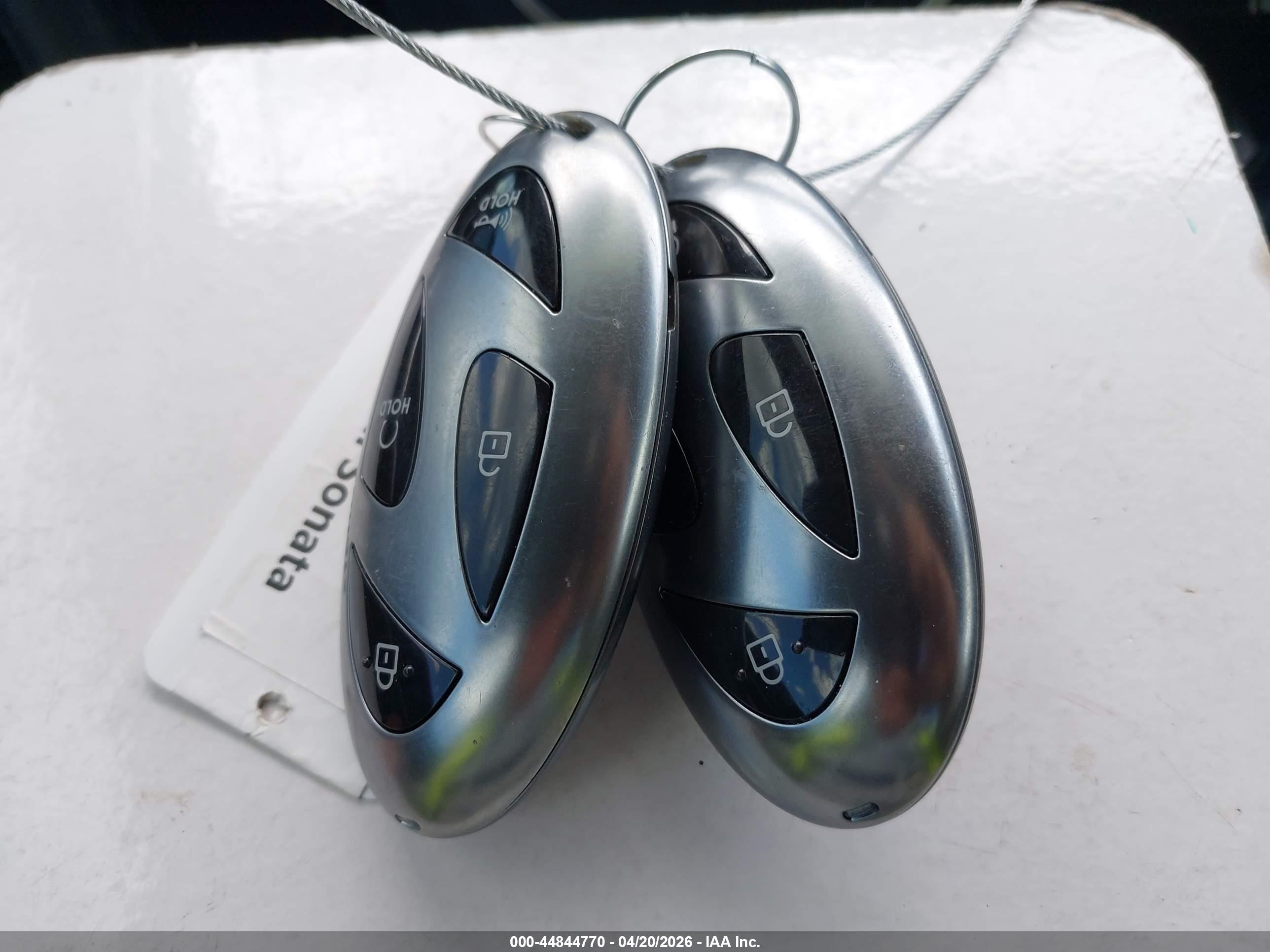 HYUNDAI SONATA image 11
