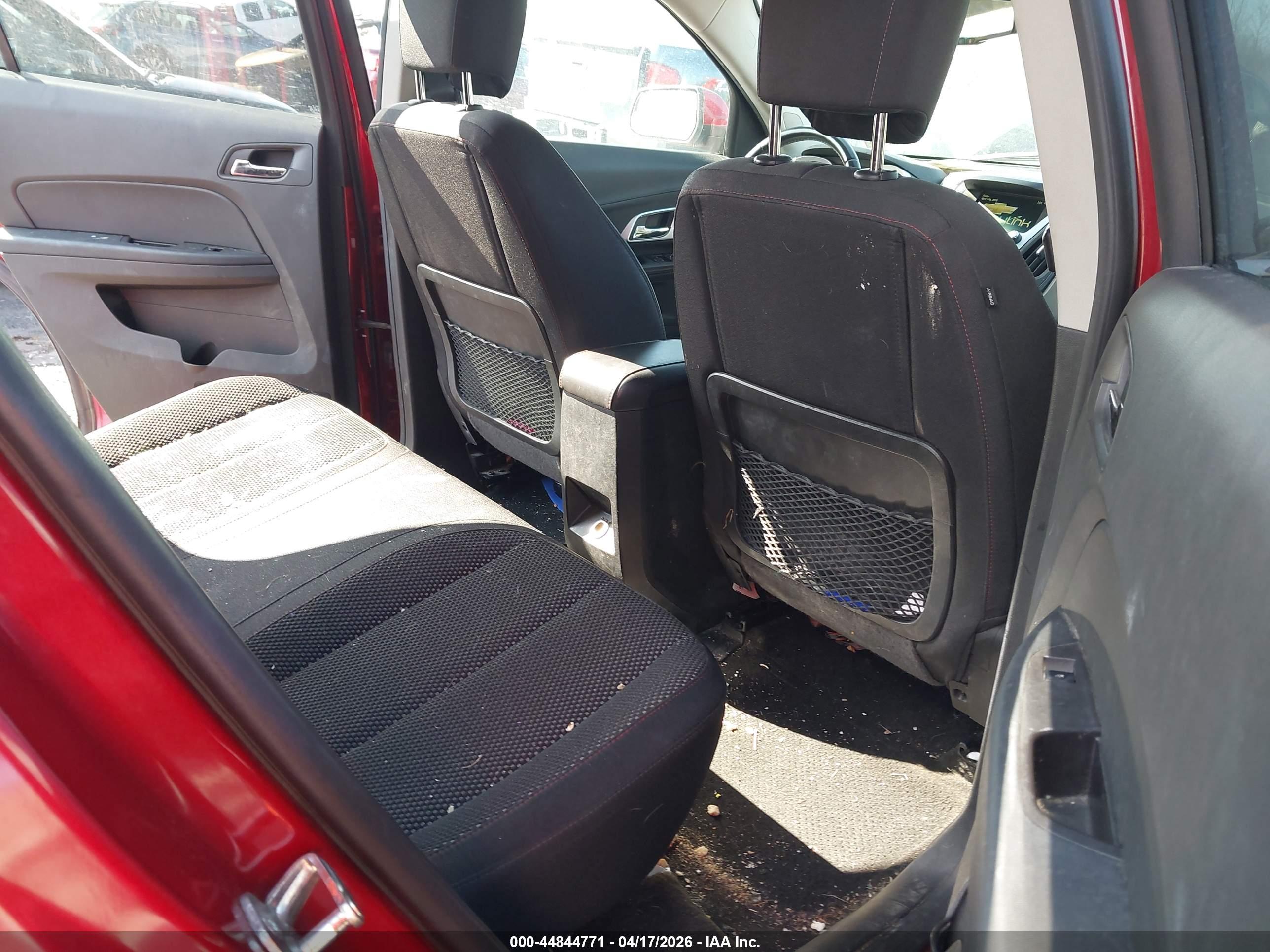 CHEVROLET EQUINOX image 8