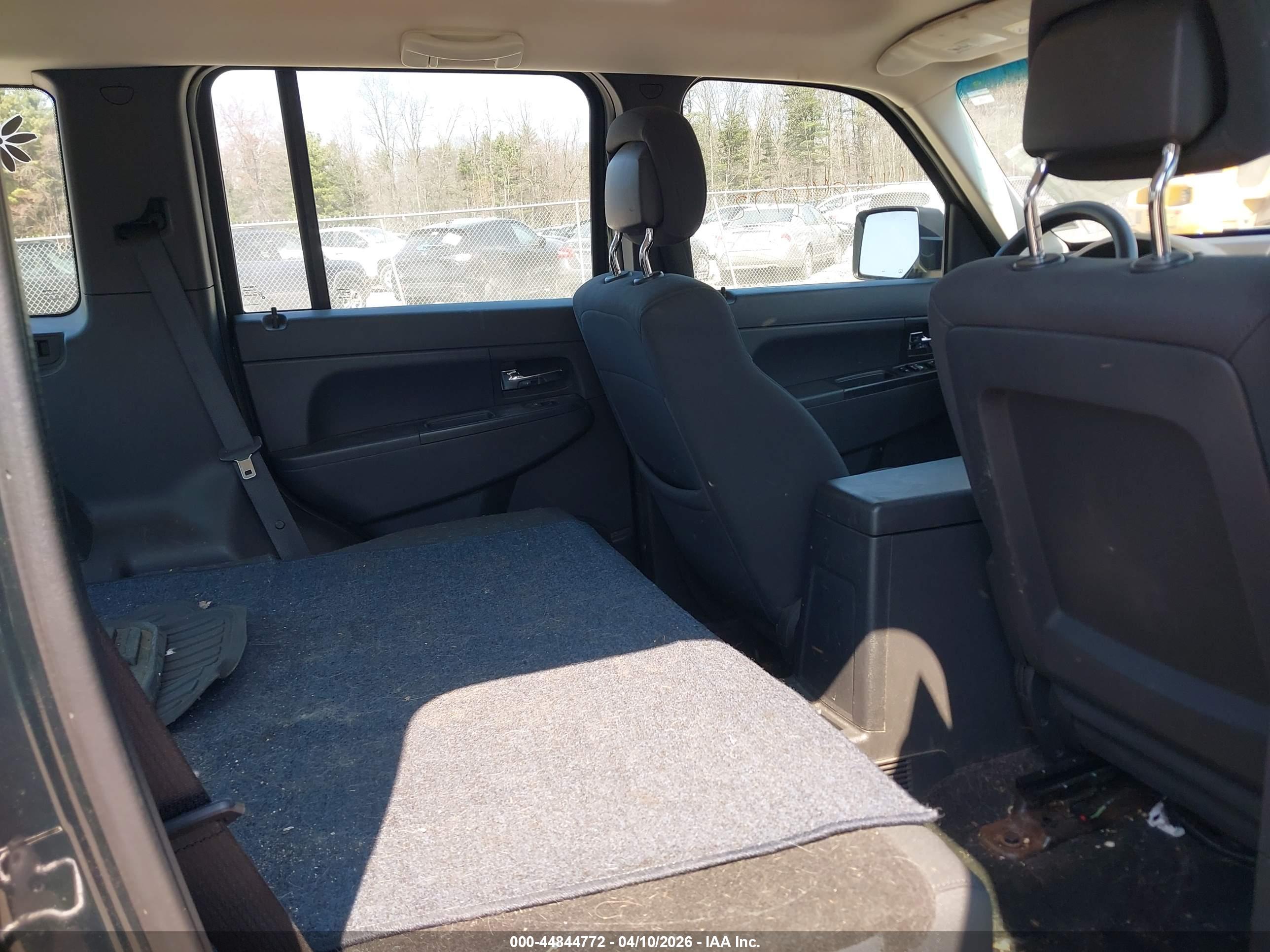 JEEP LIBERTY image 8