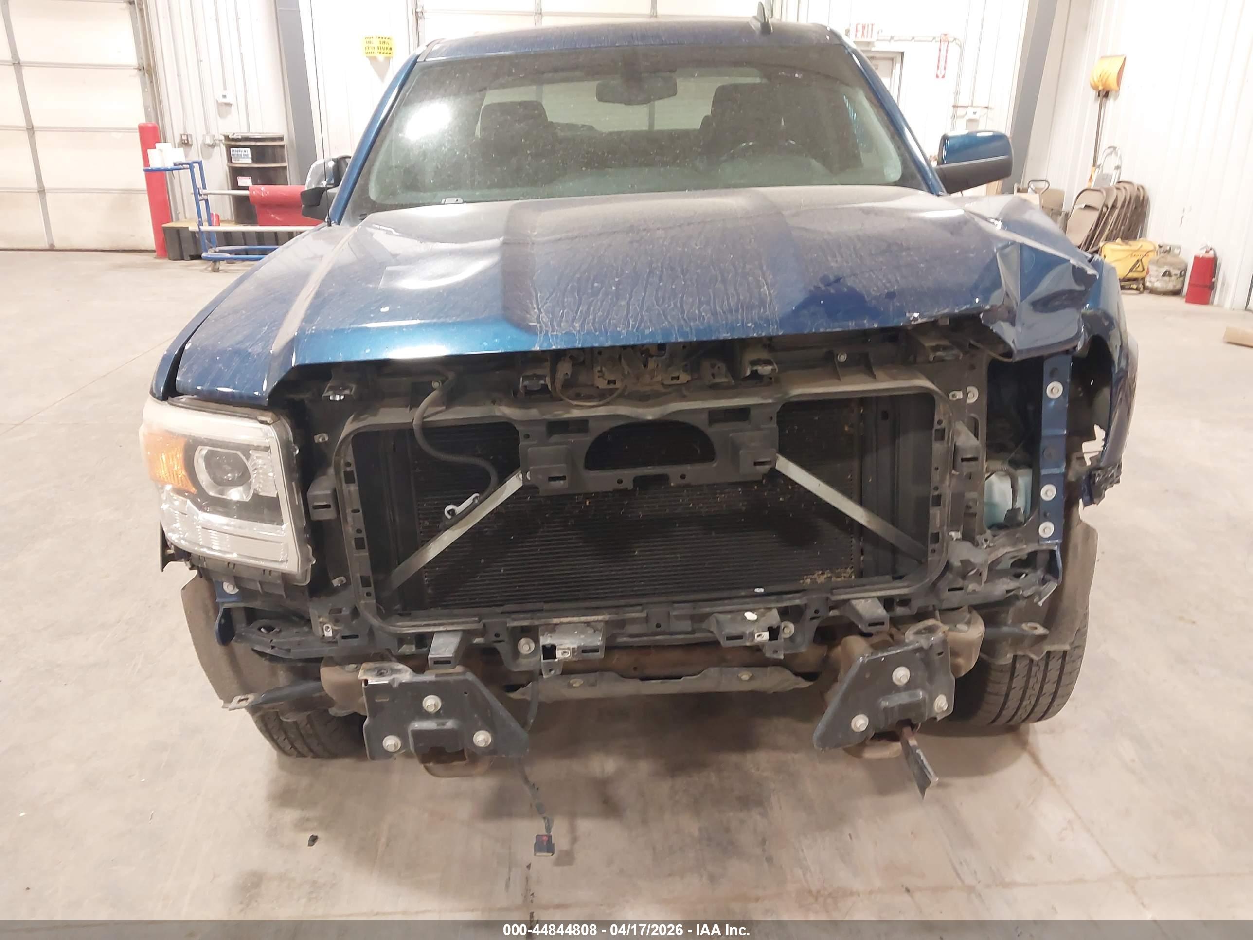 GMC SIERRA image 6