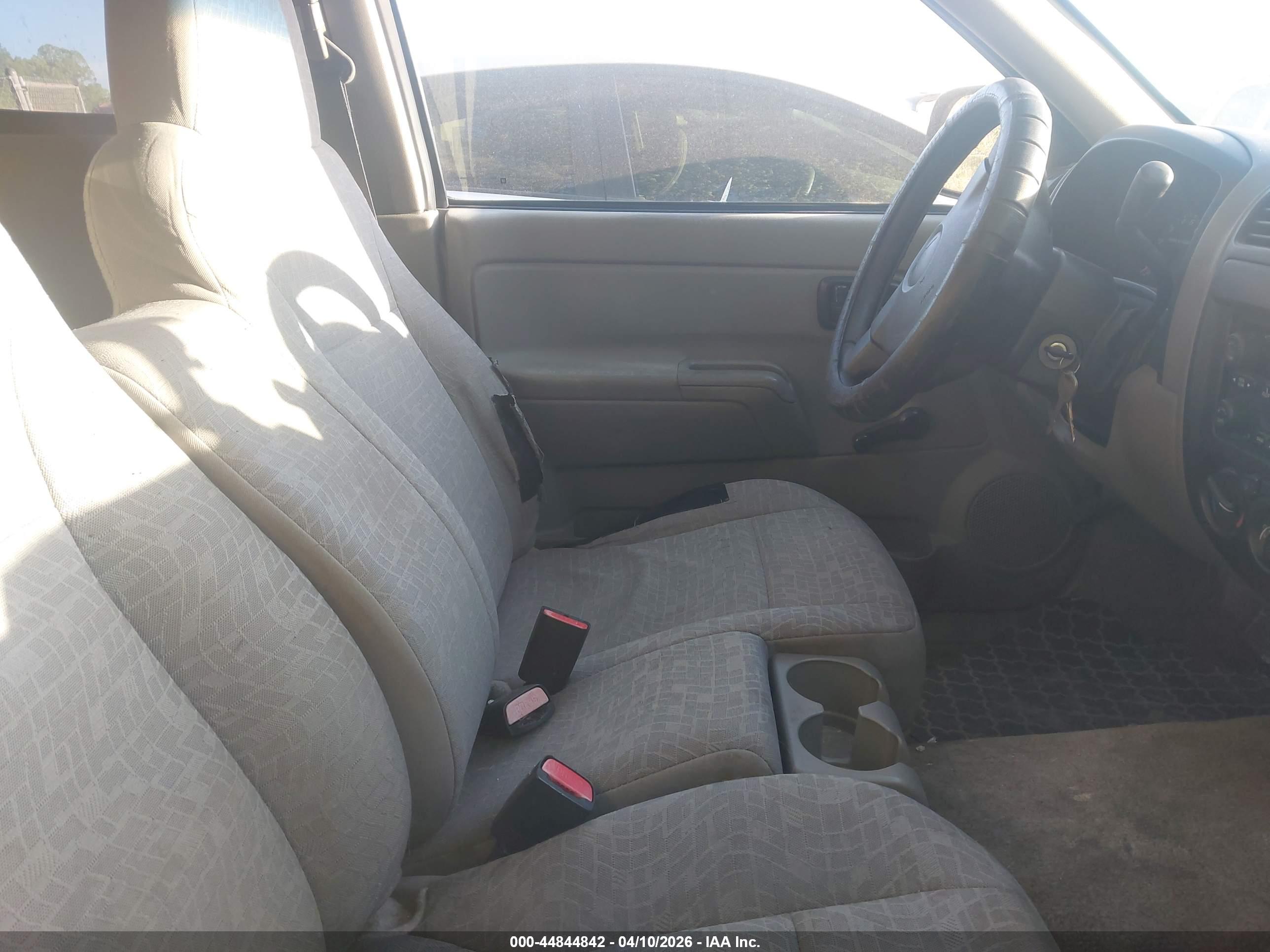 CHEVROLET COLORADO image 8