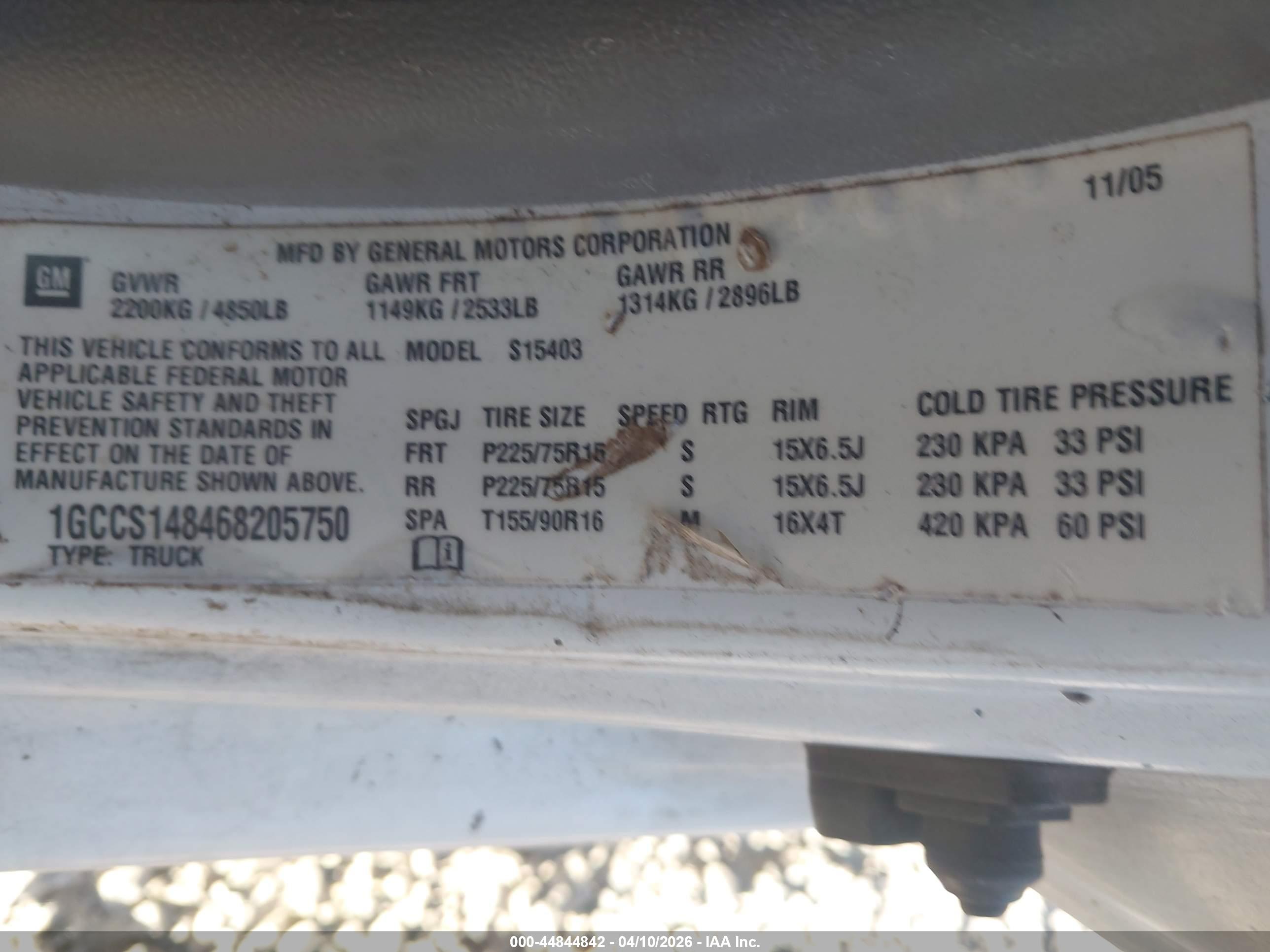 CHEVROLET COLORADO image 9