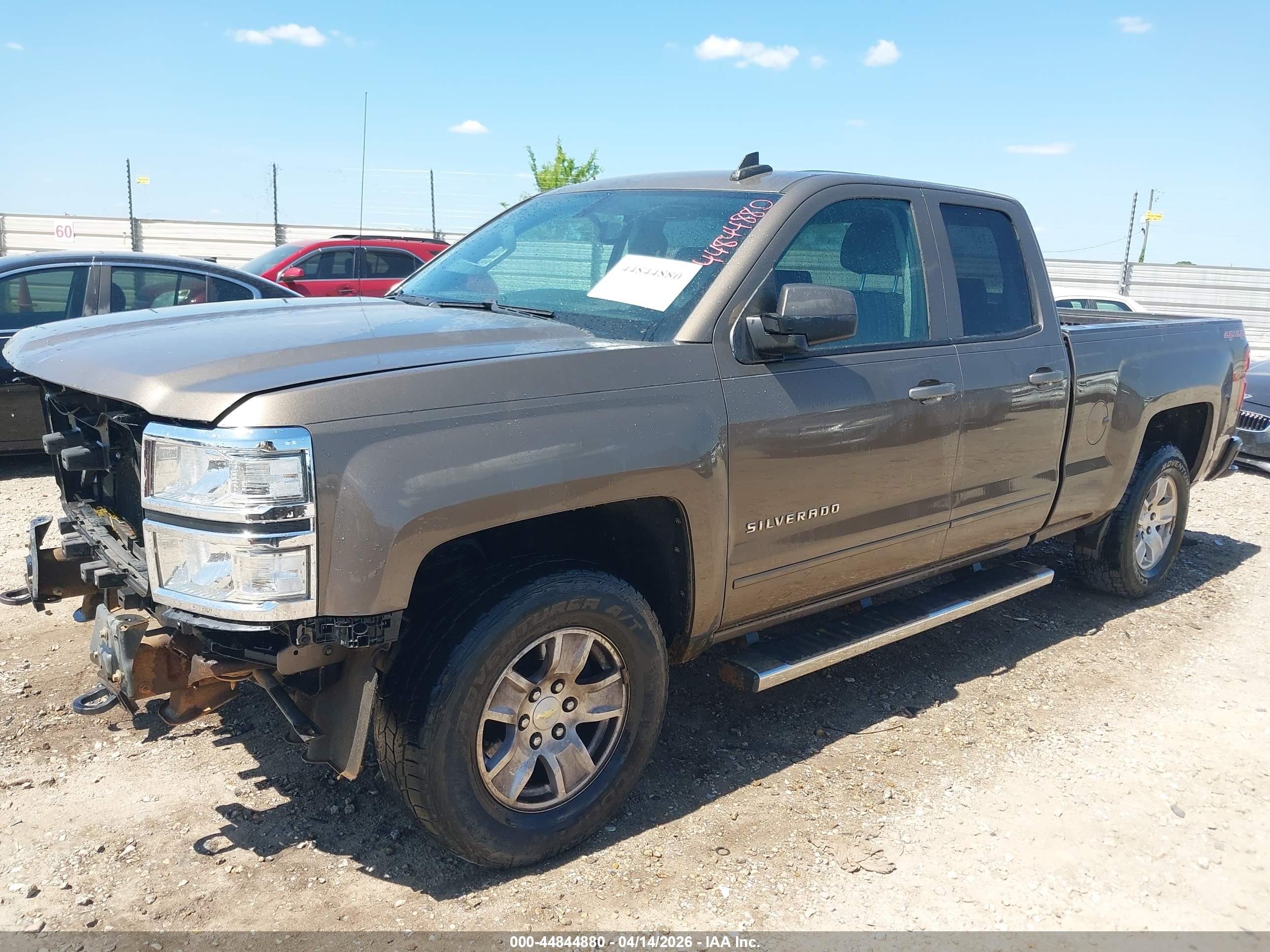 CHEVROLET SILVERADO image 2